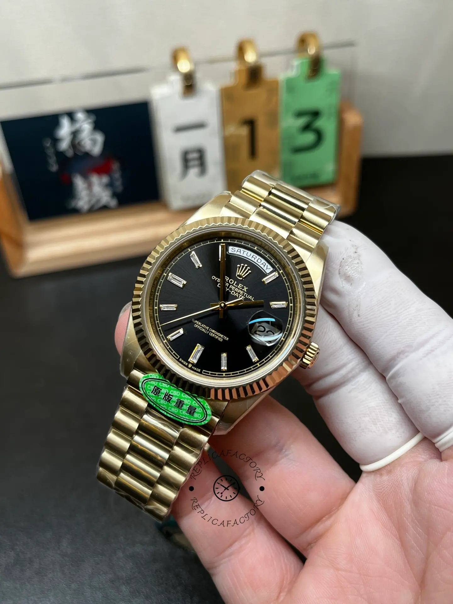 Rolex Day-Date 228238 0004 Black Diamond Dial Fluted Bezel 40mm Mens Replica Watch