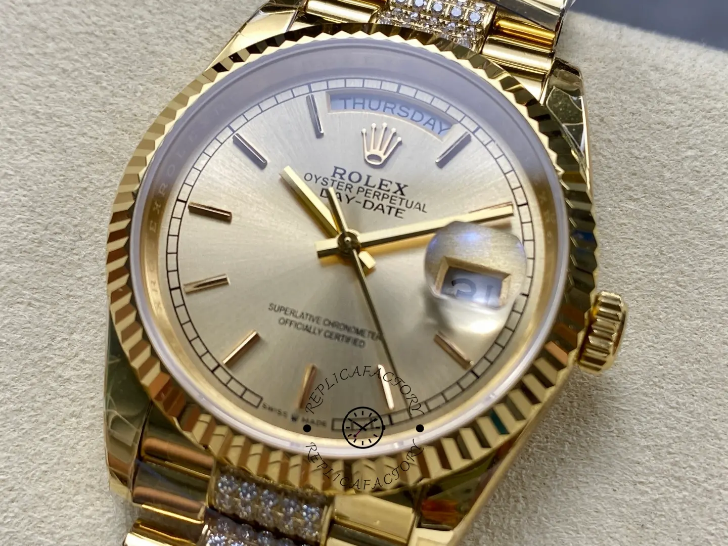 Rolex Day-Date 128238 0046 Replica Champagne Dial 36mm Fluted Bezel