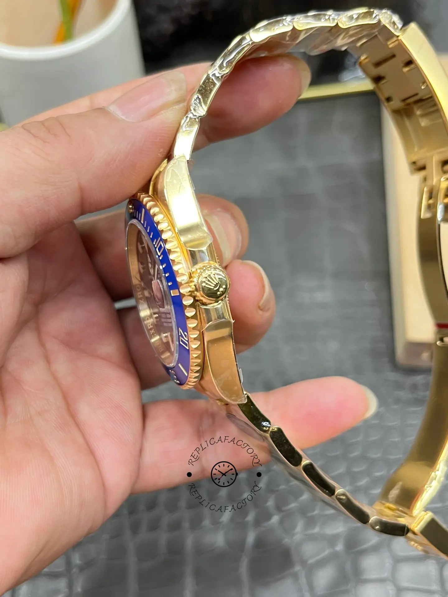 Rolex Submariner 126618LB Yellow Gold Blue Dial 41mm Mens Replica Watch