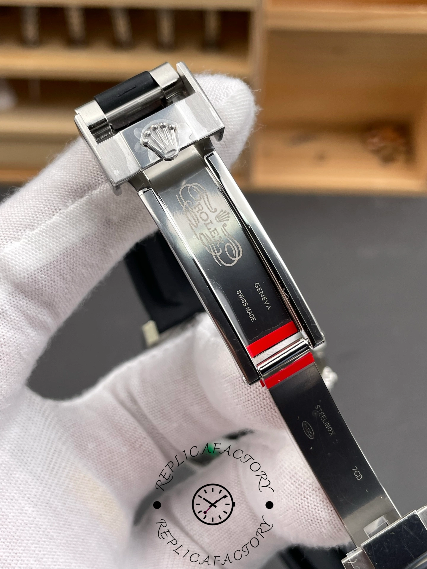 Rolex Daytona 40mm Eye of the Tiger White Gold Diamond Dial Oysterflex 116589TBR