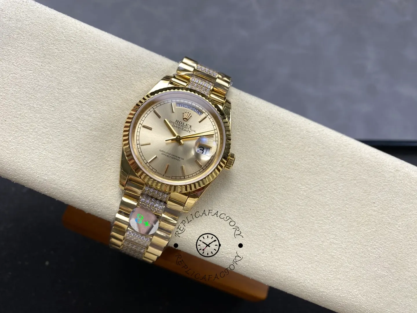 Rolex Day-Date 128238 0046 Replica Champagne Dial 36mm Fluted Bezel