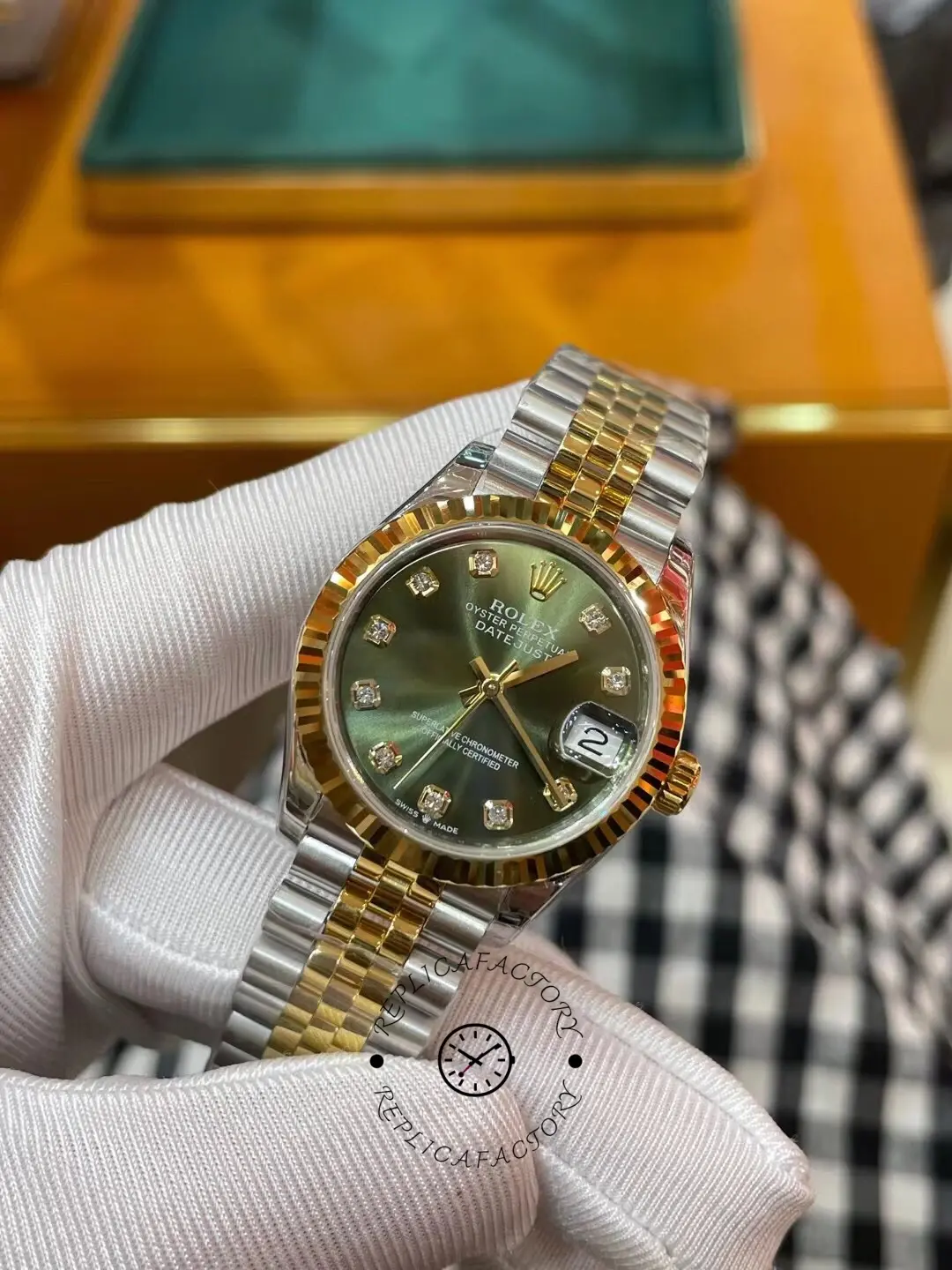 Rolex Datejust 31mm Stainless Steel and Yellow Gold 278273 0030 Green Jubilee