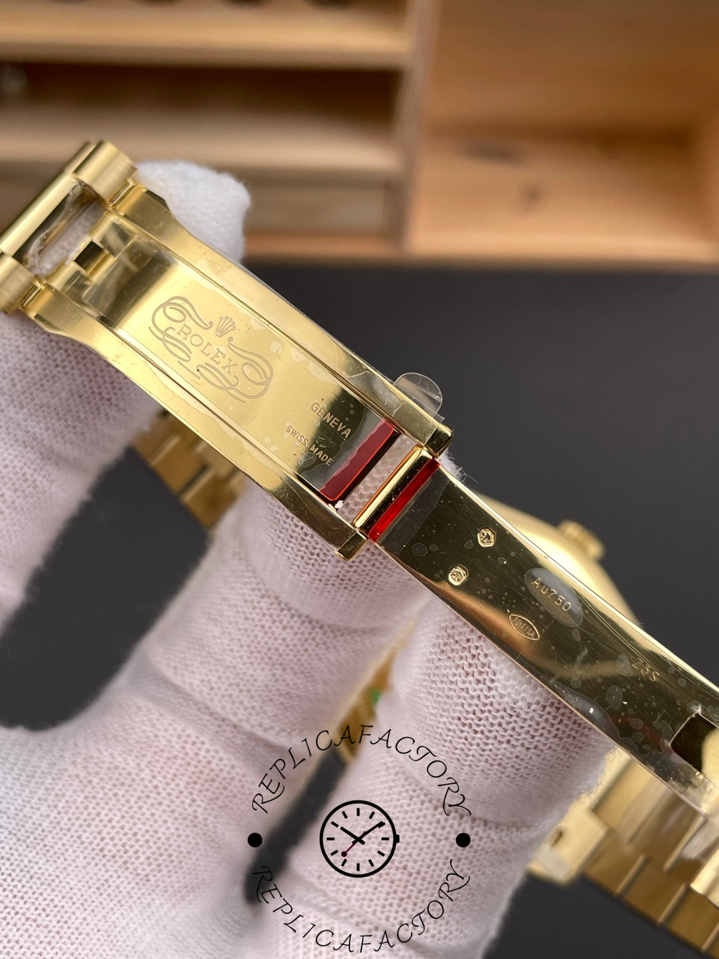 Rolex Day Date 40mm Yellow Gold President Black Dial m228238 0067