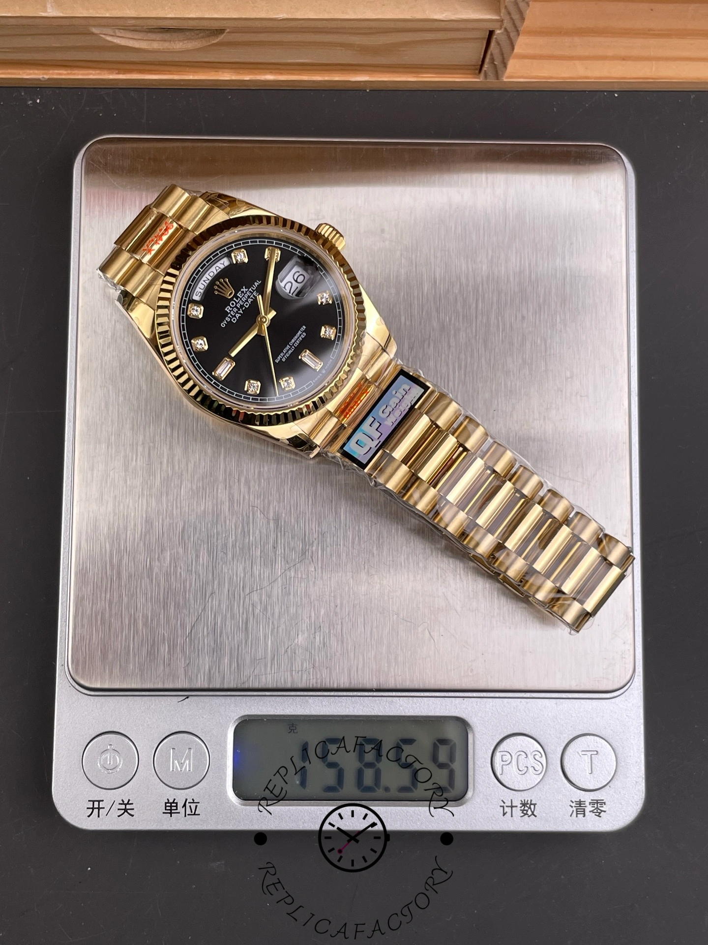 Rolex Day-Date 36mm Yellow Gold 128238