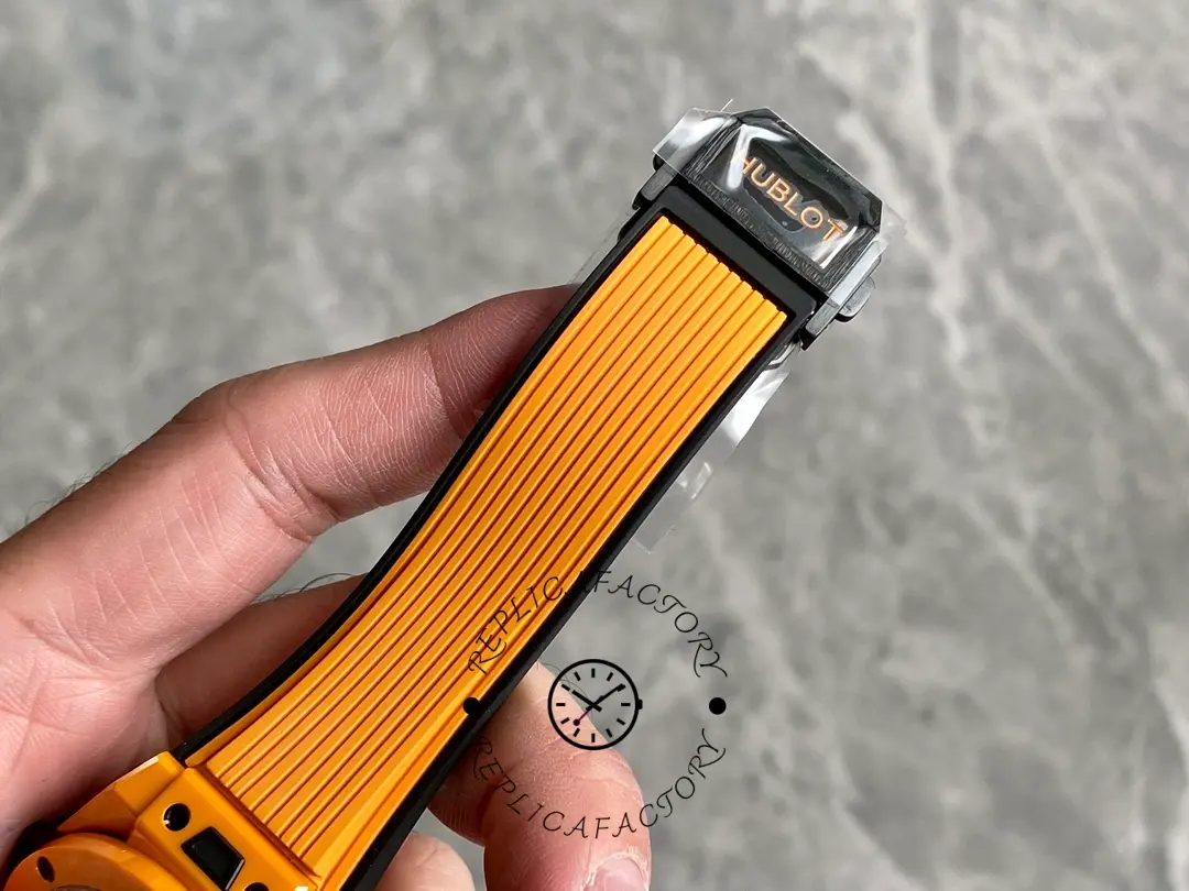 Hublot Big Bang Unico Orange Ceramic 42mm 441.CU.5910.RX