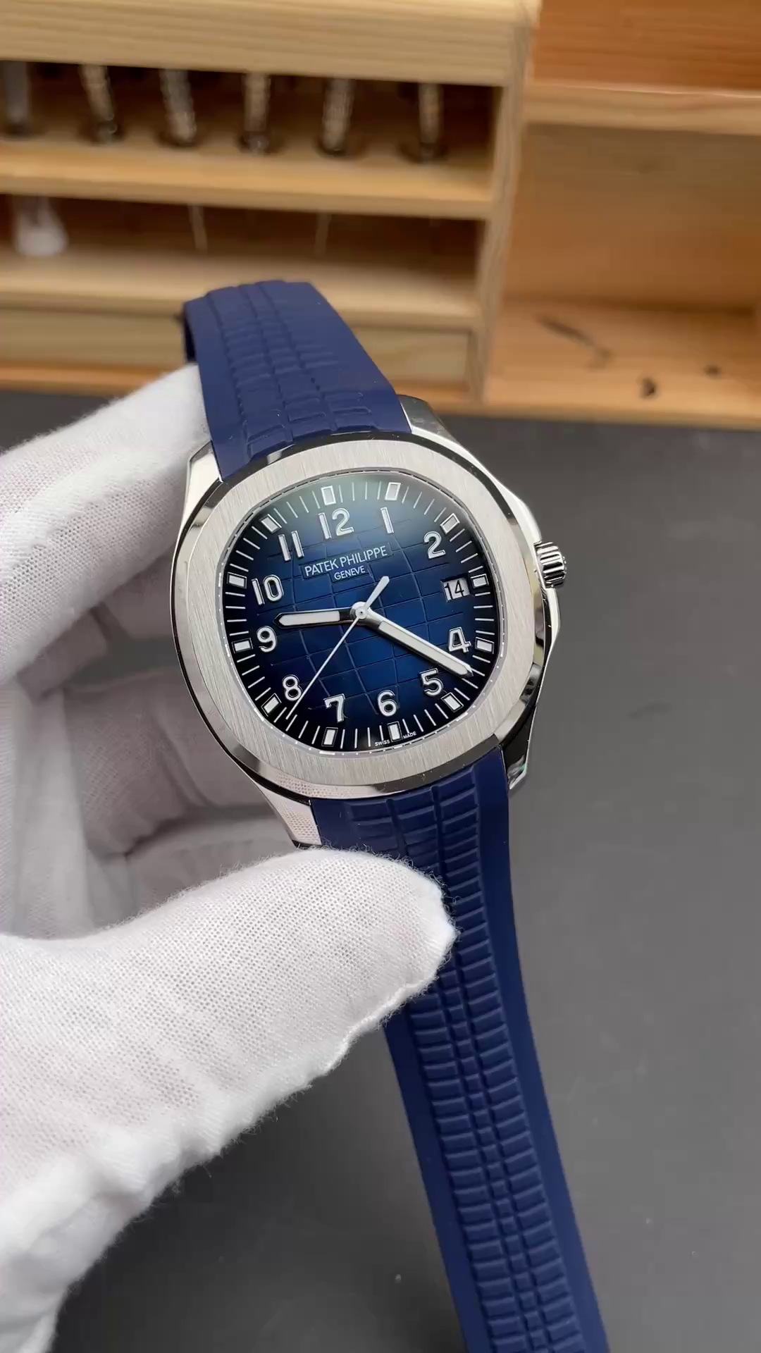 BBF Replica Patek Philippe Aquanaut 5168G 001 Video