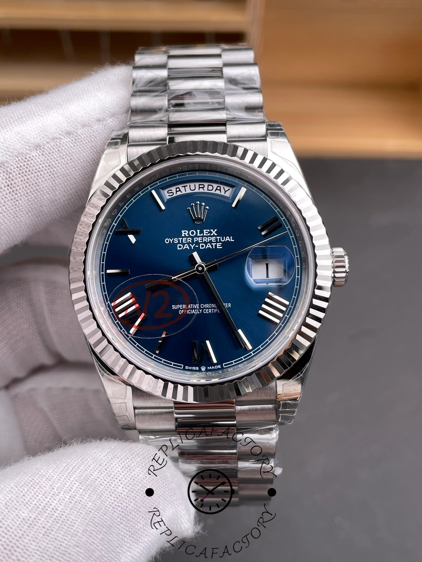 Rolex Day-Date 228239 Blue Roman Dial Fluted Bezel 40mm Mens Replica Watch