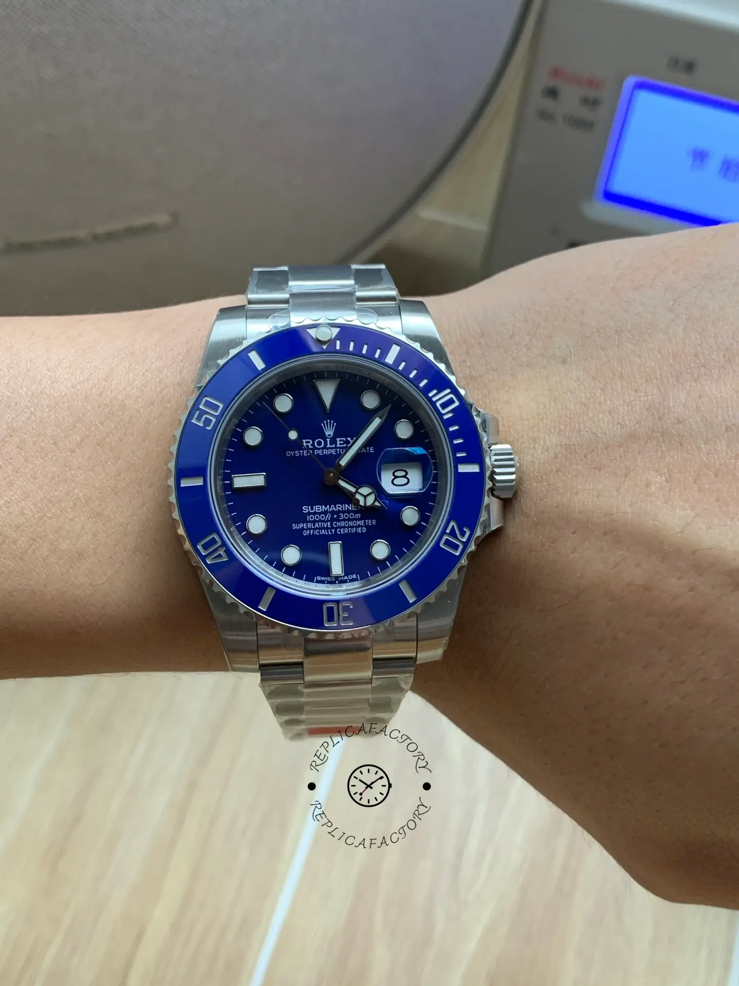 Rolex Submariner 116619LB White Gold Blue Dial 40mm Mens Replica Watch