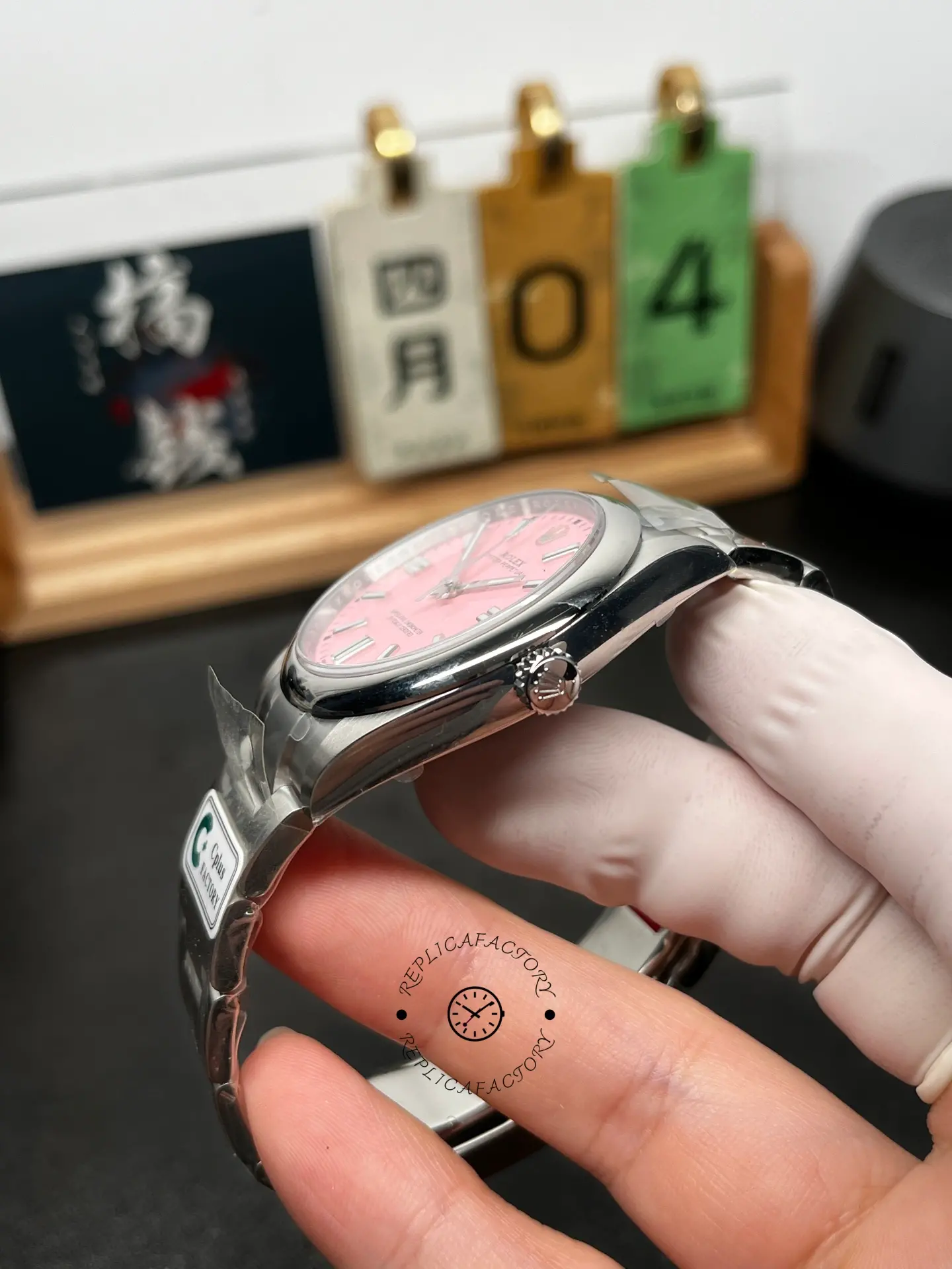 Rolex Oyster Perpetual 36 Oystersteel Pink Dial 126000 0008 Women's Watch
