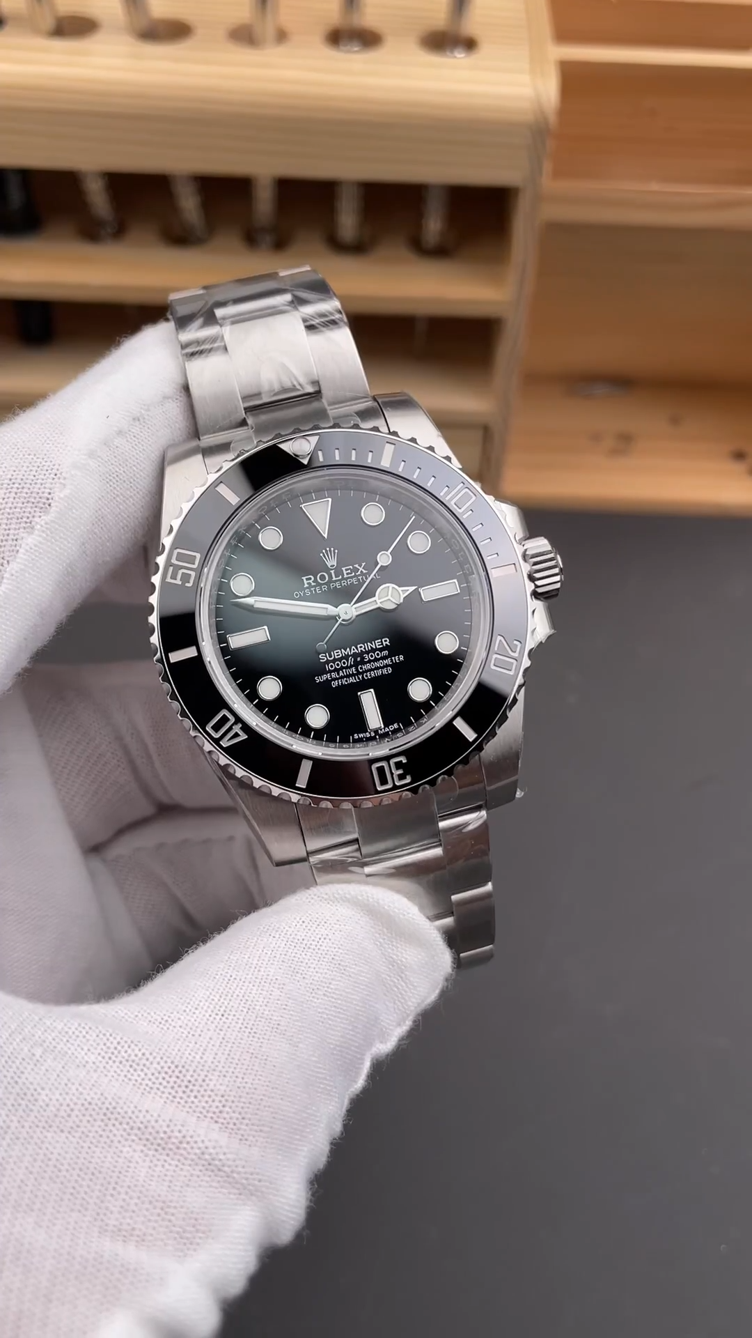 Rolex Submariner 114060 Stainless Steel Black Dial 40mm Mens Replica Watch
