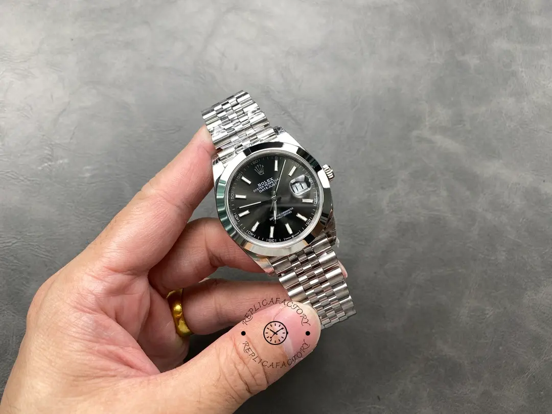 Rolex Datejust 41 41mm 126300 0012 Bright Black Index Dial