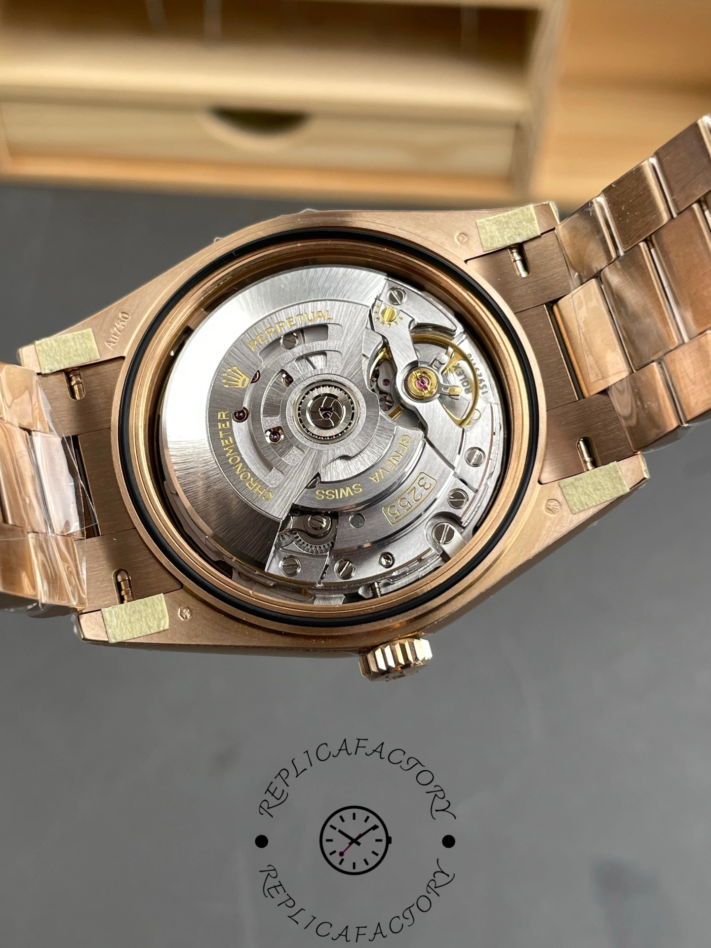 Rolex Day Date 40 18k Everose Gold Olive Green Dial m228235 0025 40mm