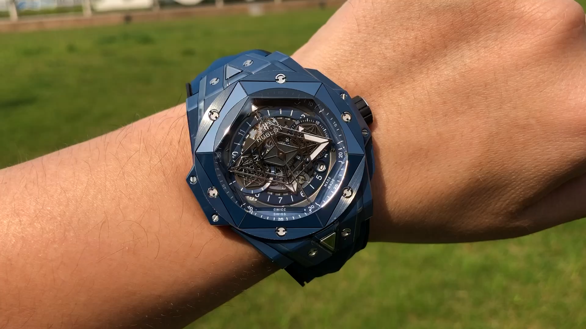 Hublot Big Bang Replica UNICO Sang Bleu 45 Blue Ceramic 418.EX.5107.RX.MXM21 - Video