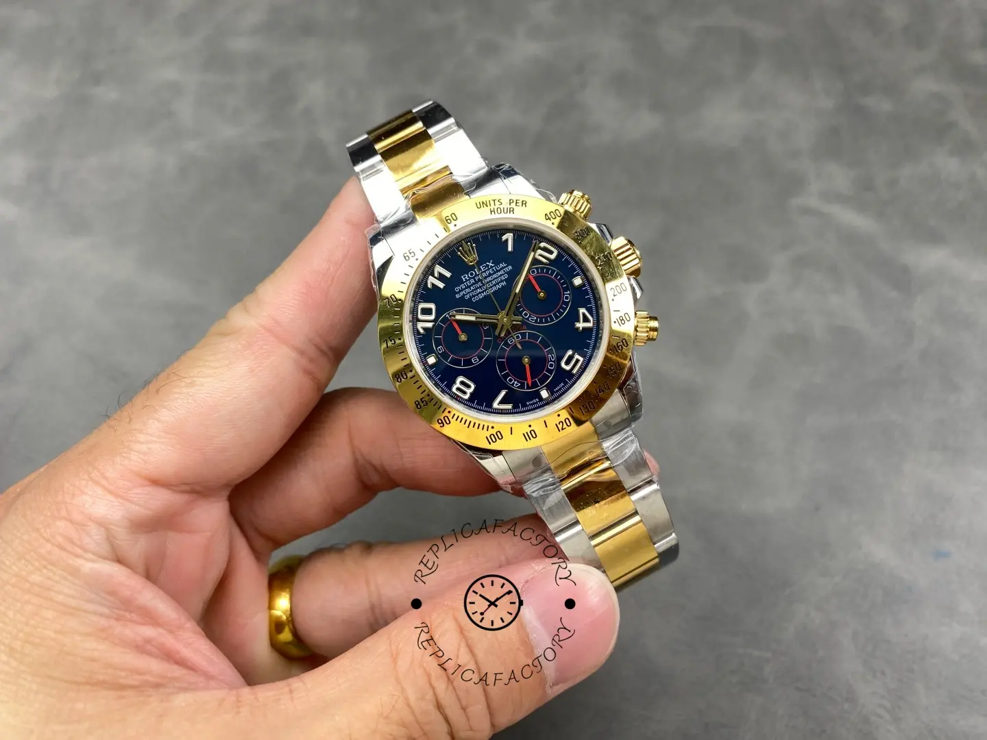 Rolex Daytona 116523 Steel Yellow Gold Blue Racing Dial 40mm Mens Replica Watch