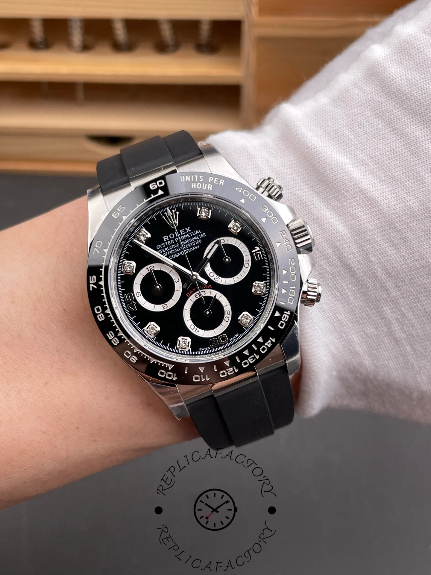 Rolex Daytona 116519 White Gold Automatic Black Dial Diamonds 40mm Mens Replica Watch