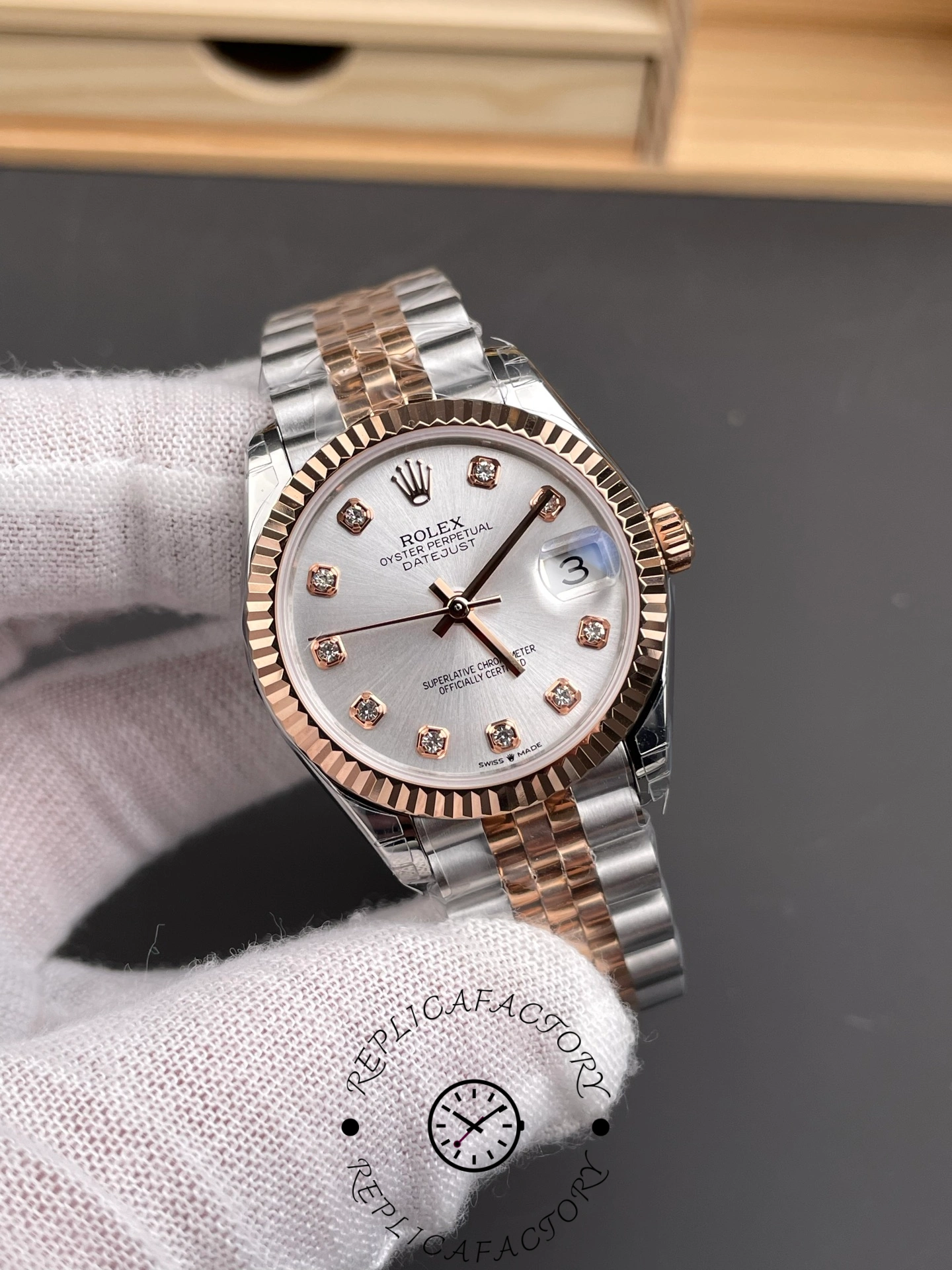 Rolex Datejust 31mm Silver Diamond Dial Oystersteel 278271 0016