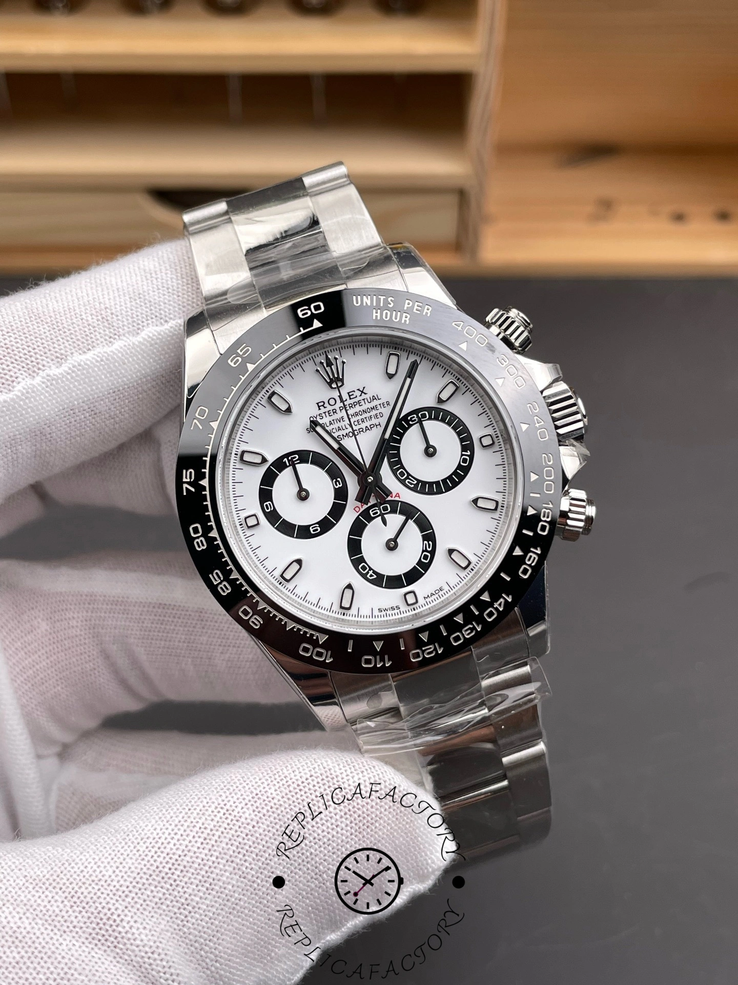 Rolex Cosmograph Daytona 116500LN-0001 Stainless Steel White Dial 40mm Mens Replica Watch