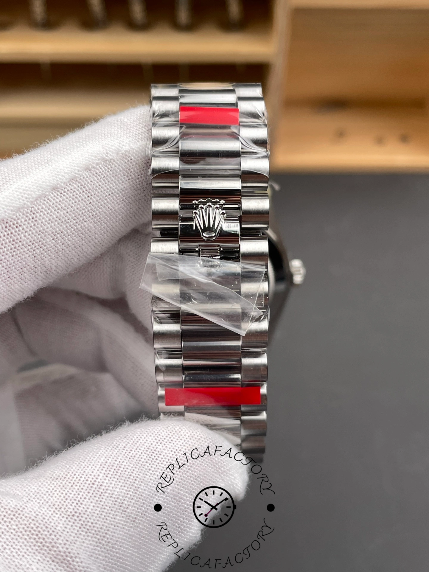Rolex Day Date 40 Platinum Black Dial M228236 0003 Men's Watch