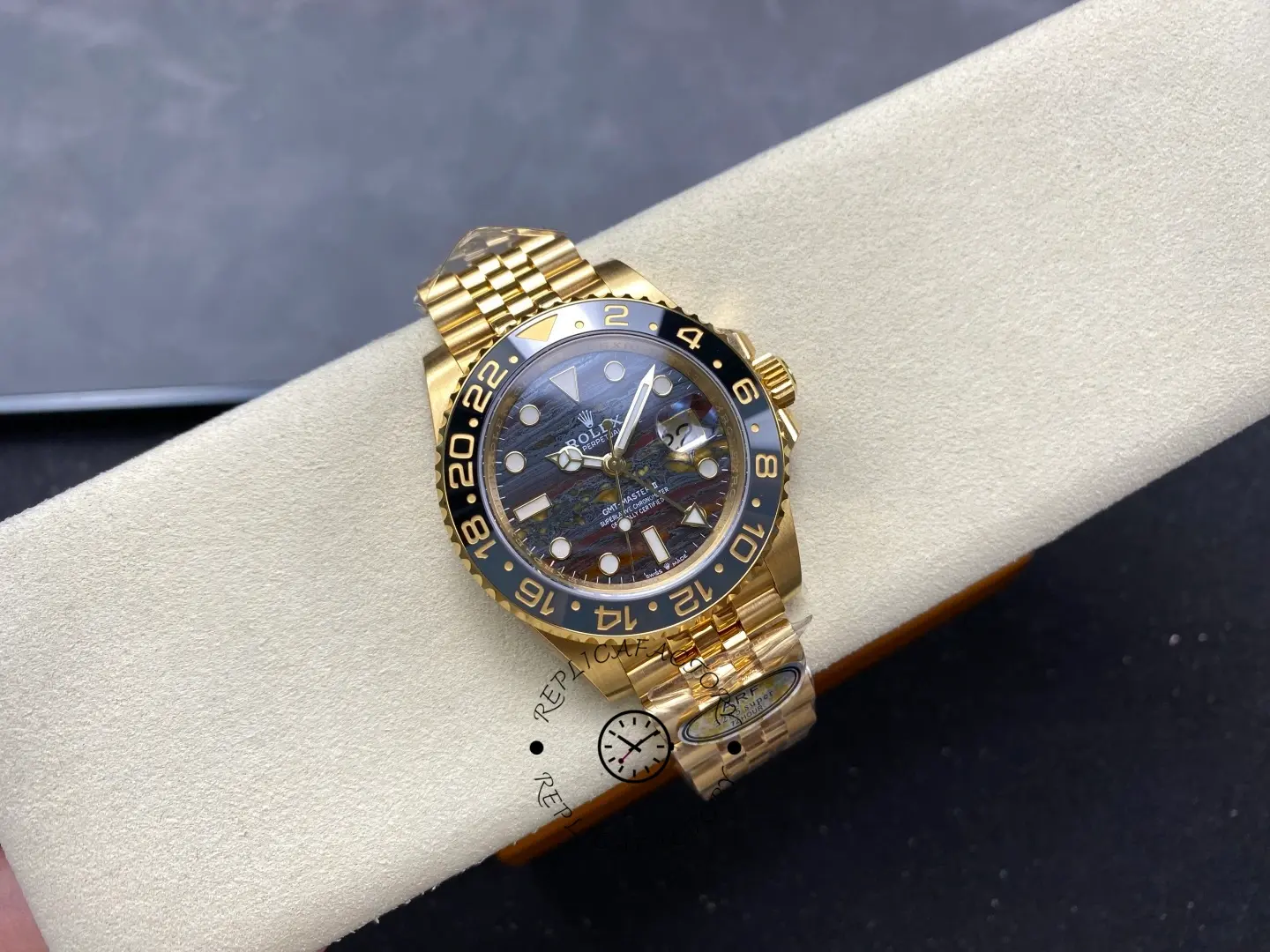 Rolex GMT-Master II full watch Jubilee bracelet display