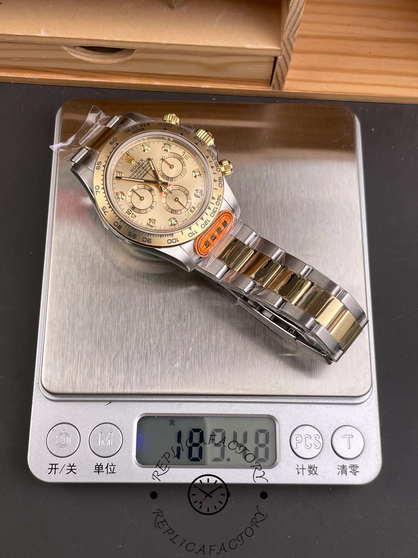 Rolex Cosmograph Daytona 116503 Yellow Gold Champagne Diamond Dial 40MM Mens Replica Watch