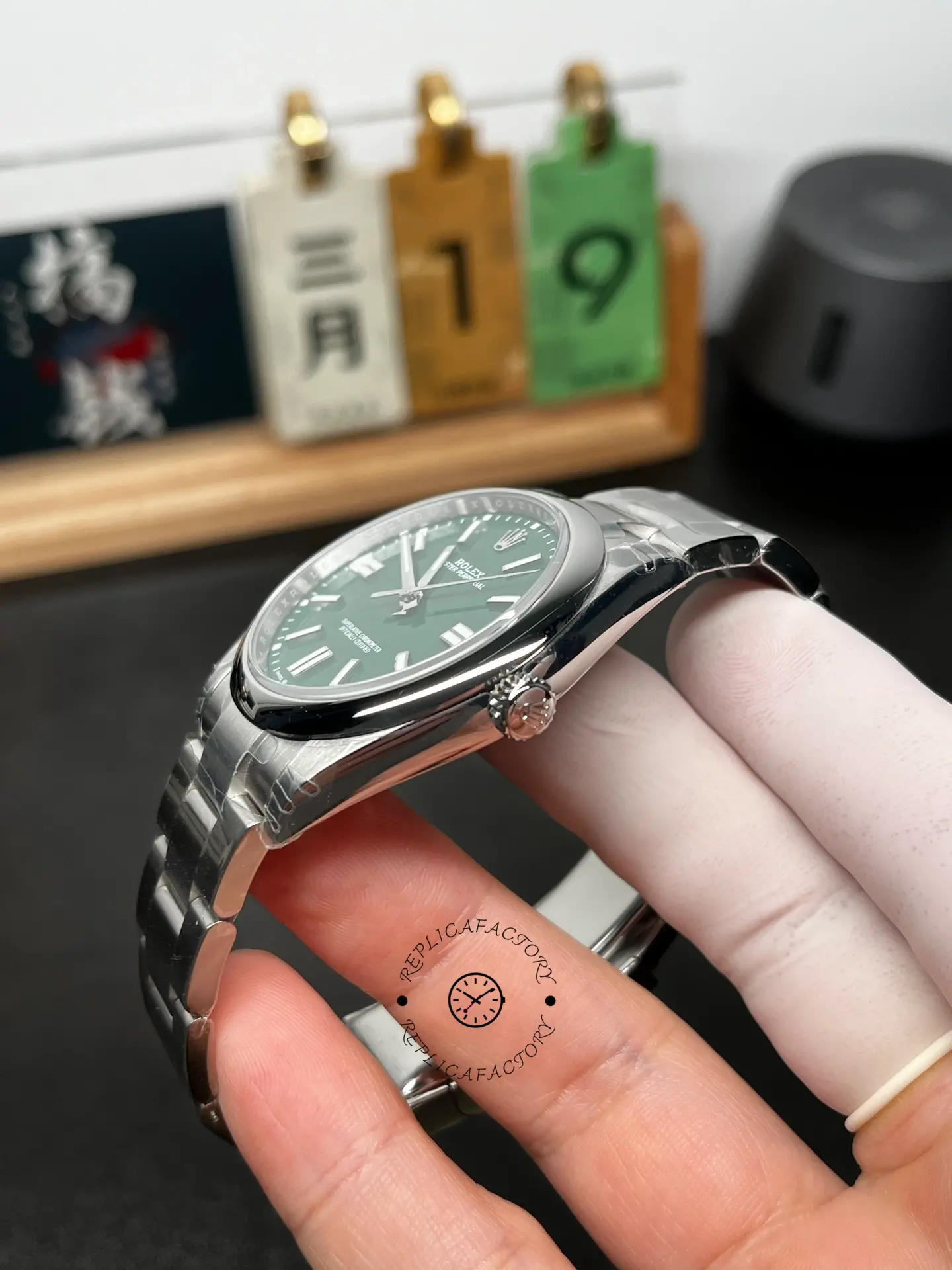 Rolex Oyster Perpetual 41 Green Dial 134300 0004 Men's Watch
