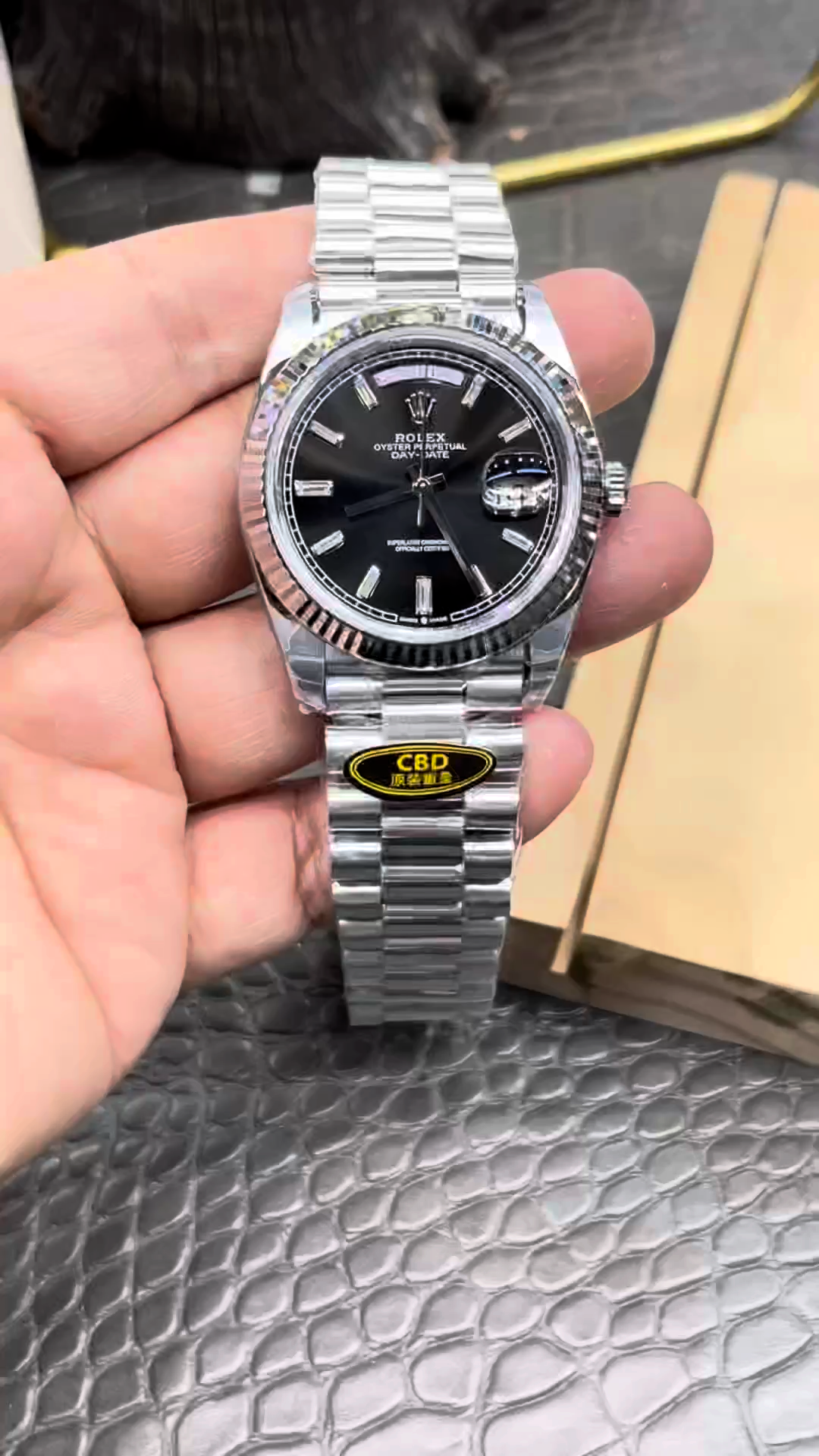 Rolex Day-Date 40mm 228239 0005 Black Diamond Dial Fluted Bezel Mens Replica Watch