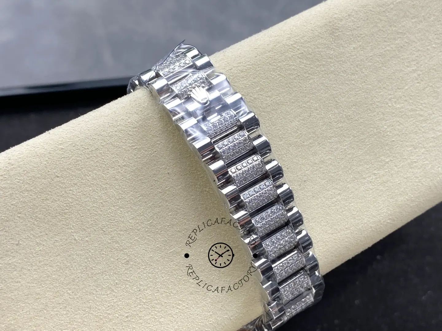 1:1 Clone Rolex Day-Date Blue Ombre Dial 36 President Watch 128239 0029