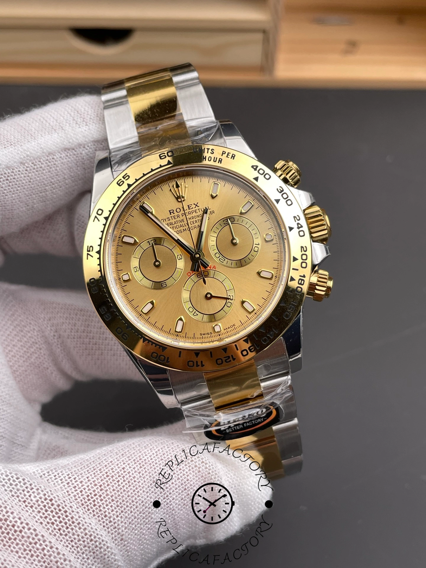 Rolex Cosmograph Daytona 116503 Champagne Index Dial 40MM Mens Replica Watch
