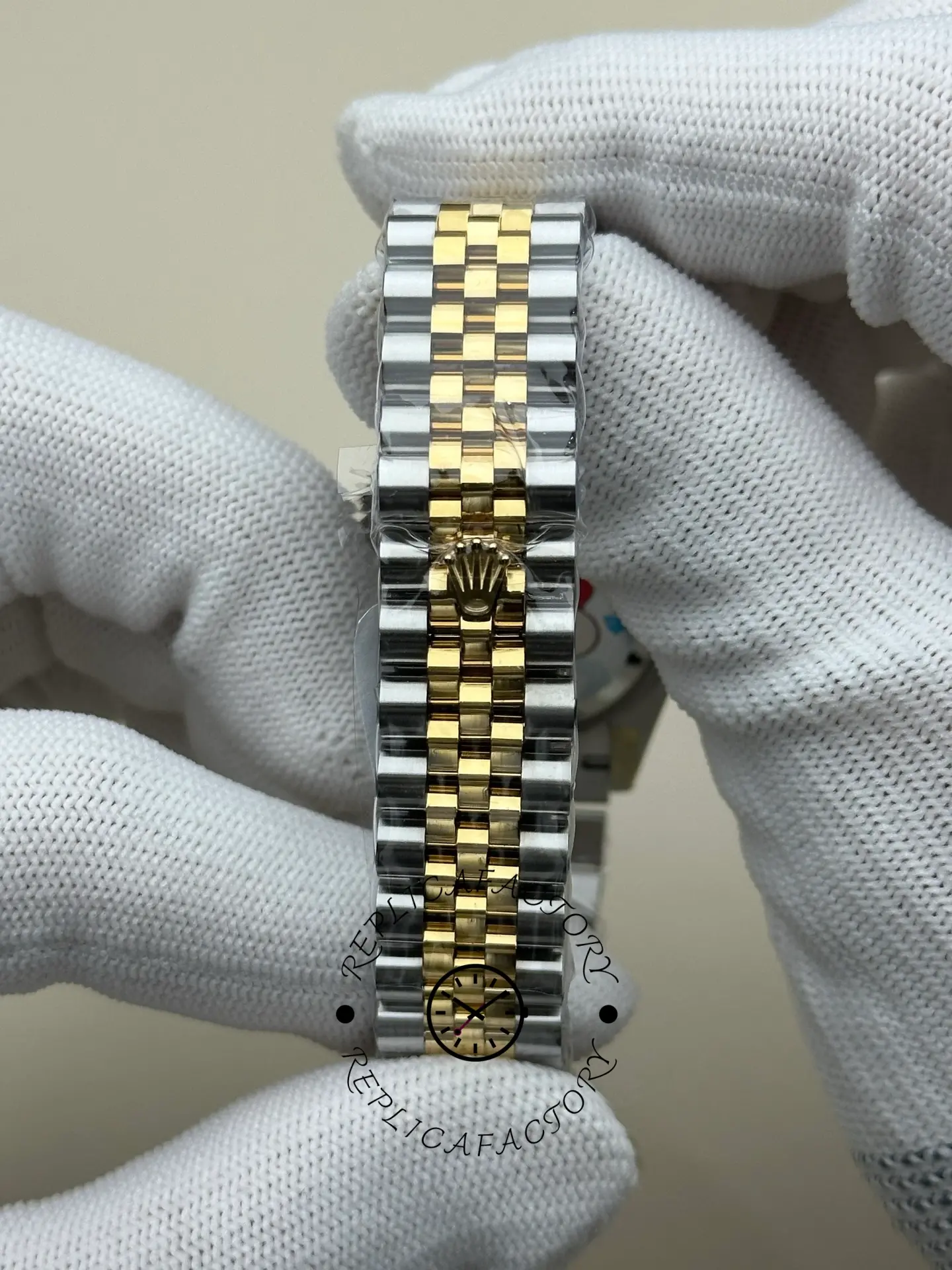 Rolex Datejust 31mm Stainless Steel and Yellow Gold 278273 0026 Champagne Diamond Jubilee