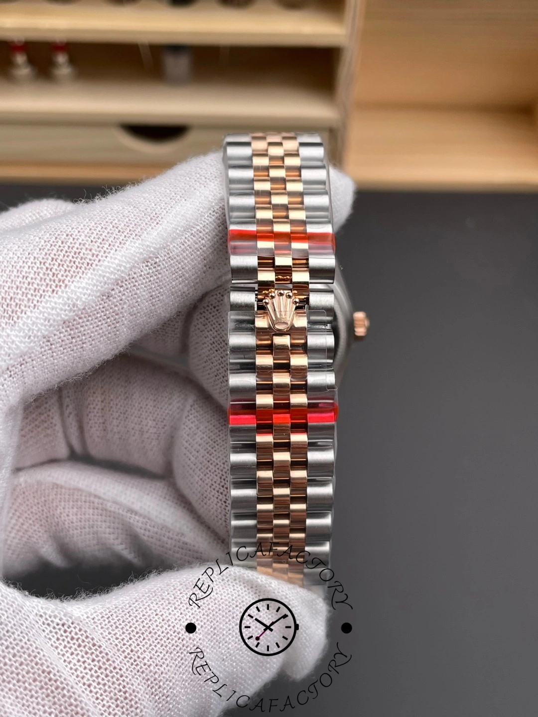 Rolex Datejust 31 Rose Diamond Dial M278271 0024 Women's Watch