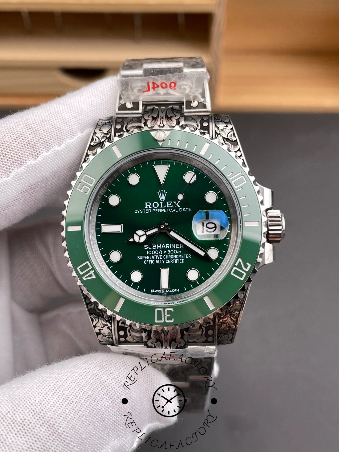 Huckleberry Custom Rolex Submariner Green