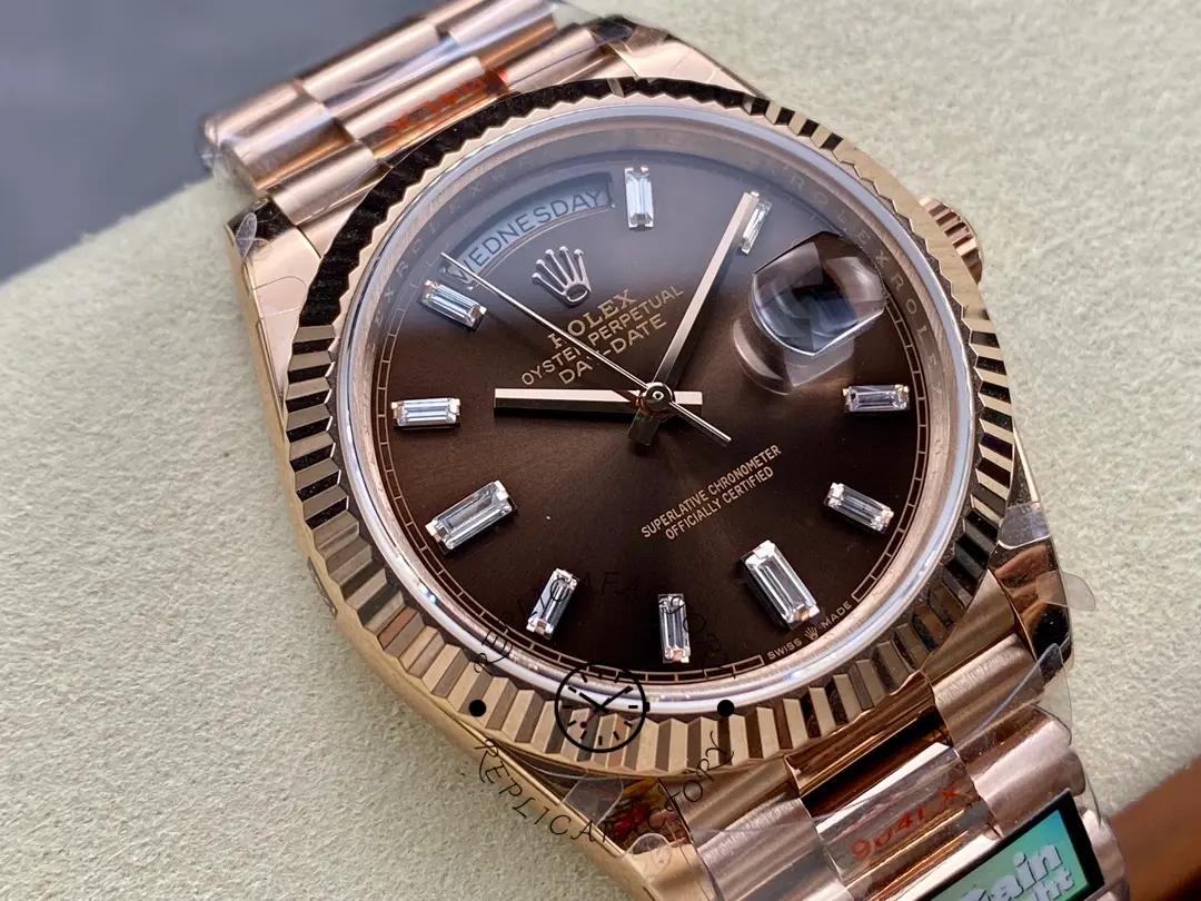 Rolex Day Date 40 18kt Everose Gold Rolex President Chocolate Dial m228235 0003
