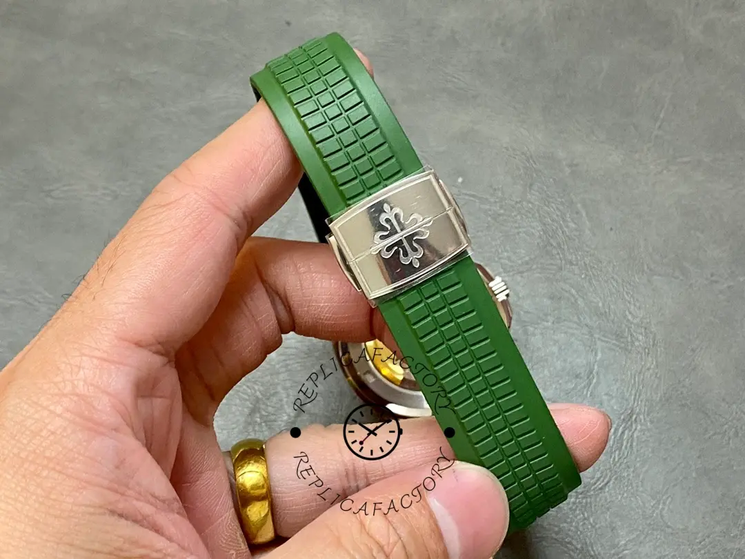 Replica Patek Philippe Aquanaut 5168G 010 40mm Mens Watch