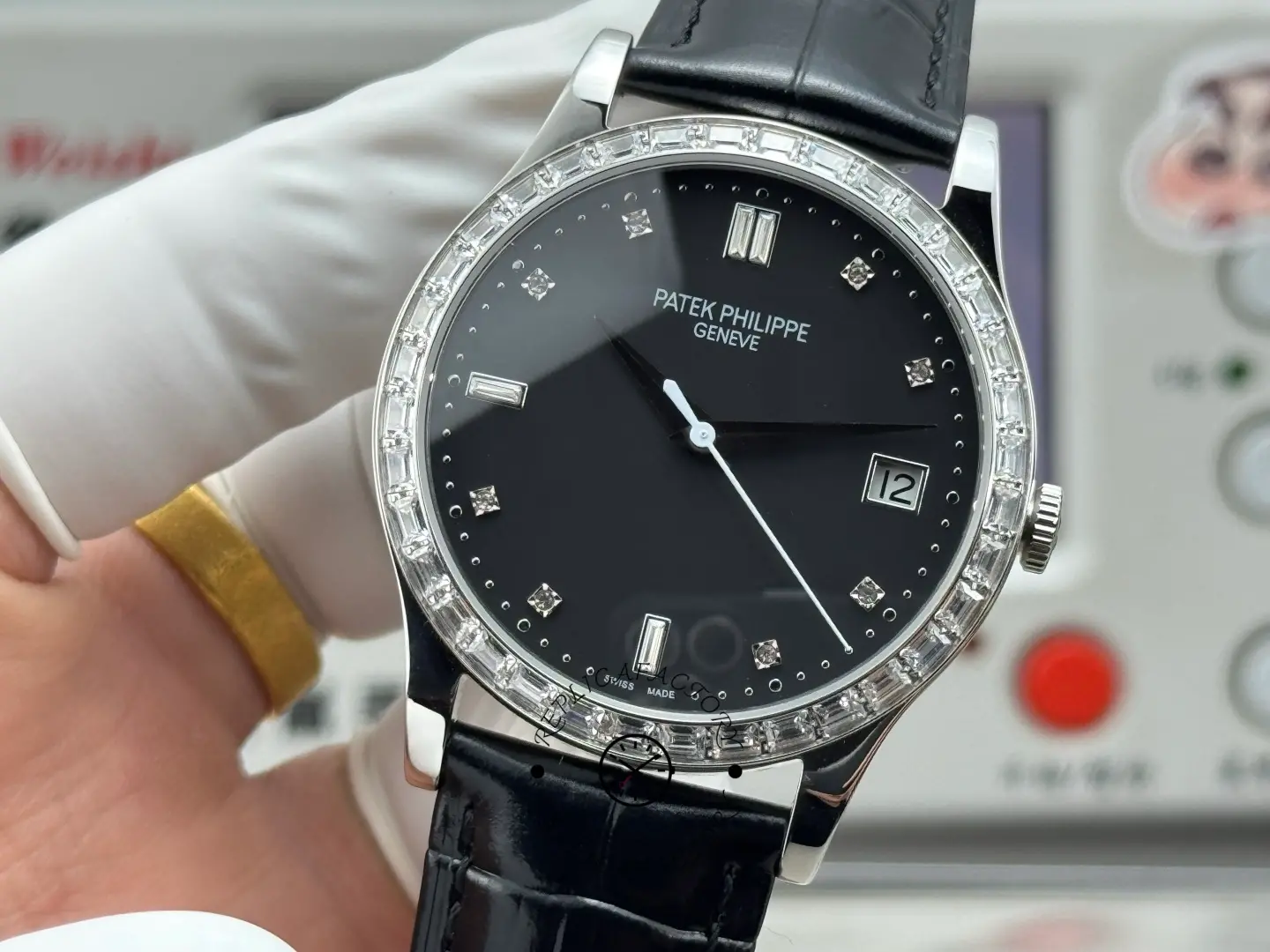Patek Philippe Calatrava White Date Wheel Diamond-Set 5298P-010 Replica