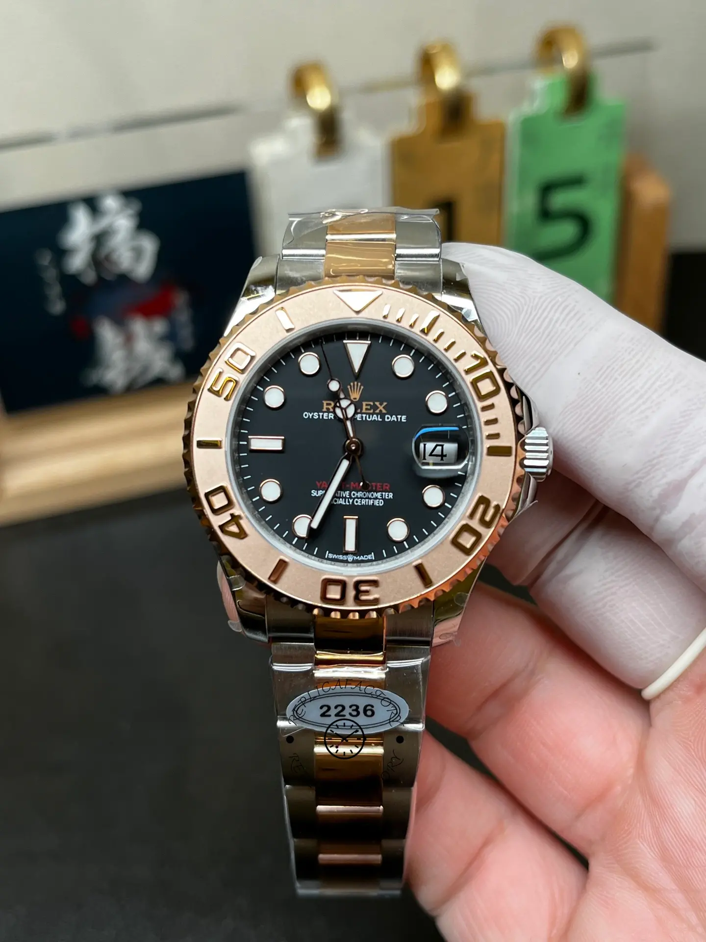 Replica Rolex Yacht-Master 37 Two-Tone 268621-0004 Black Dial