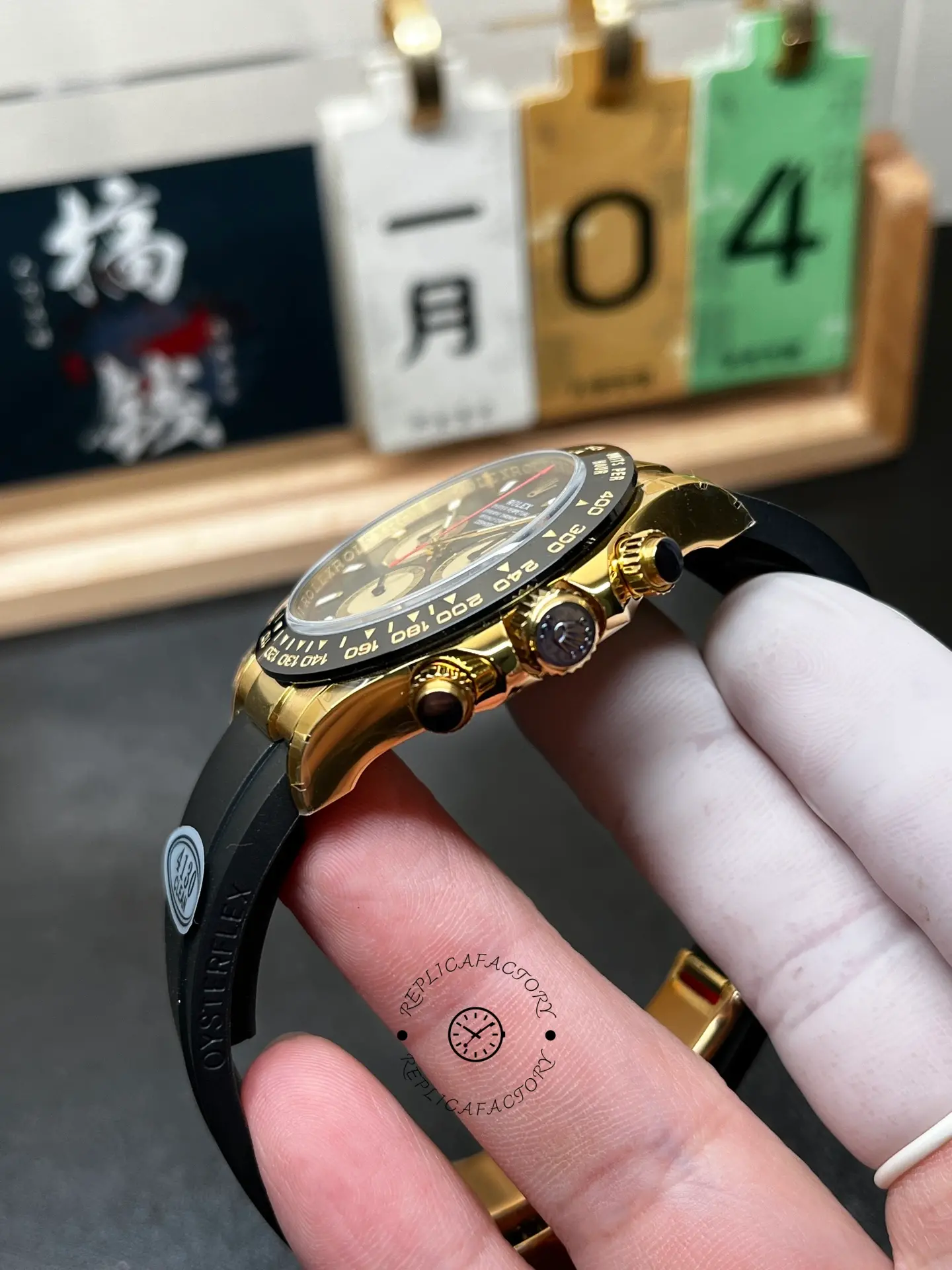 Rolex Daytona 116518LN-0039 Black Dial Rubber strap 40mm Mens Replica Watch