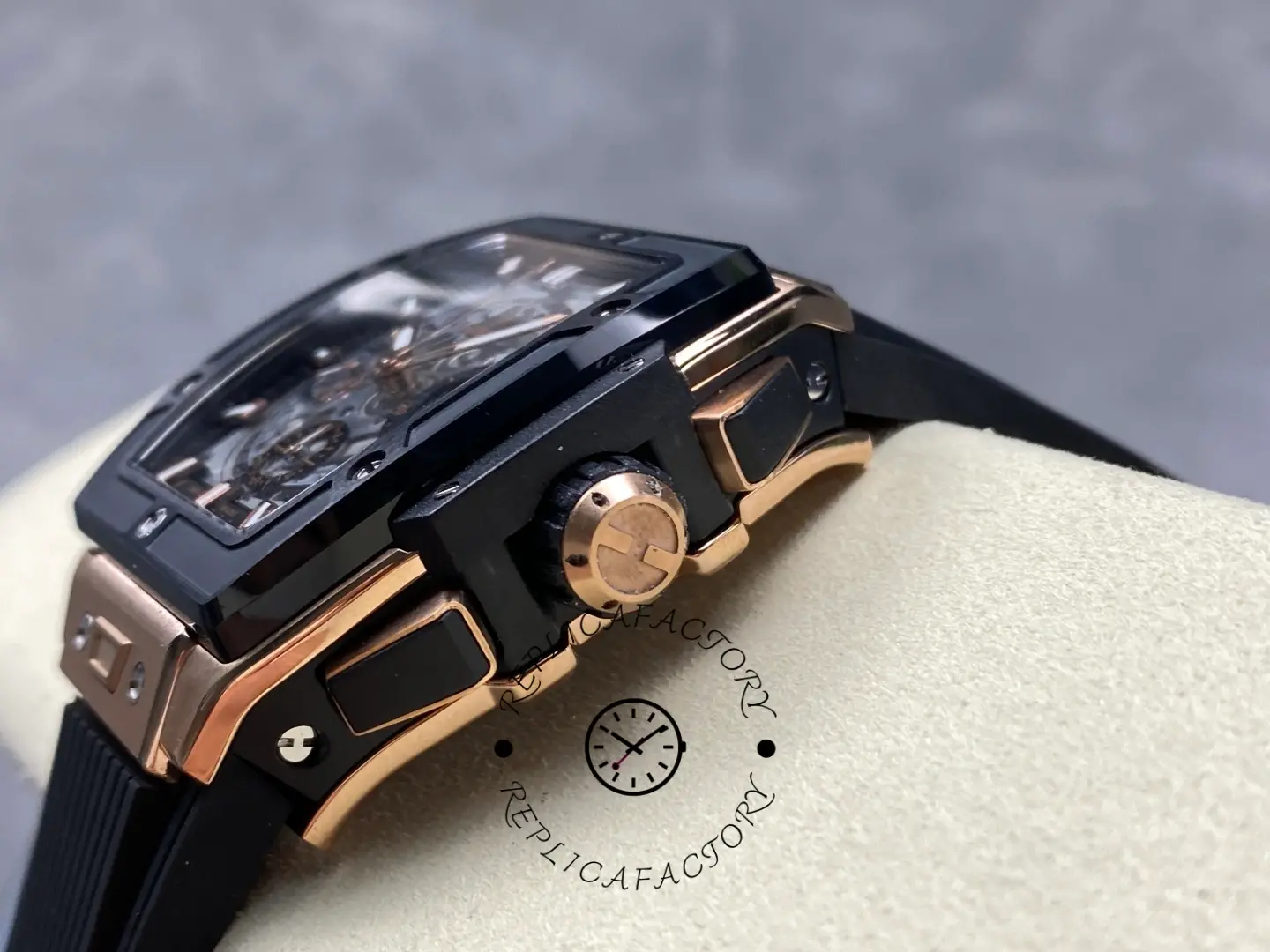 Crown-side view of Hublot 642.OM.0180.RX showing textured crown cap and chronograph pushers.