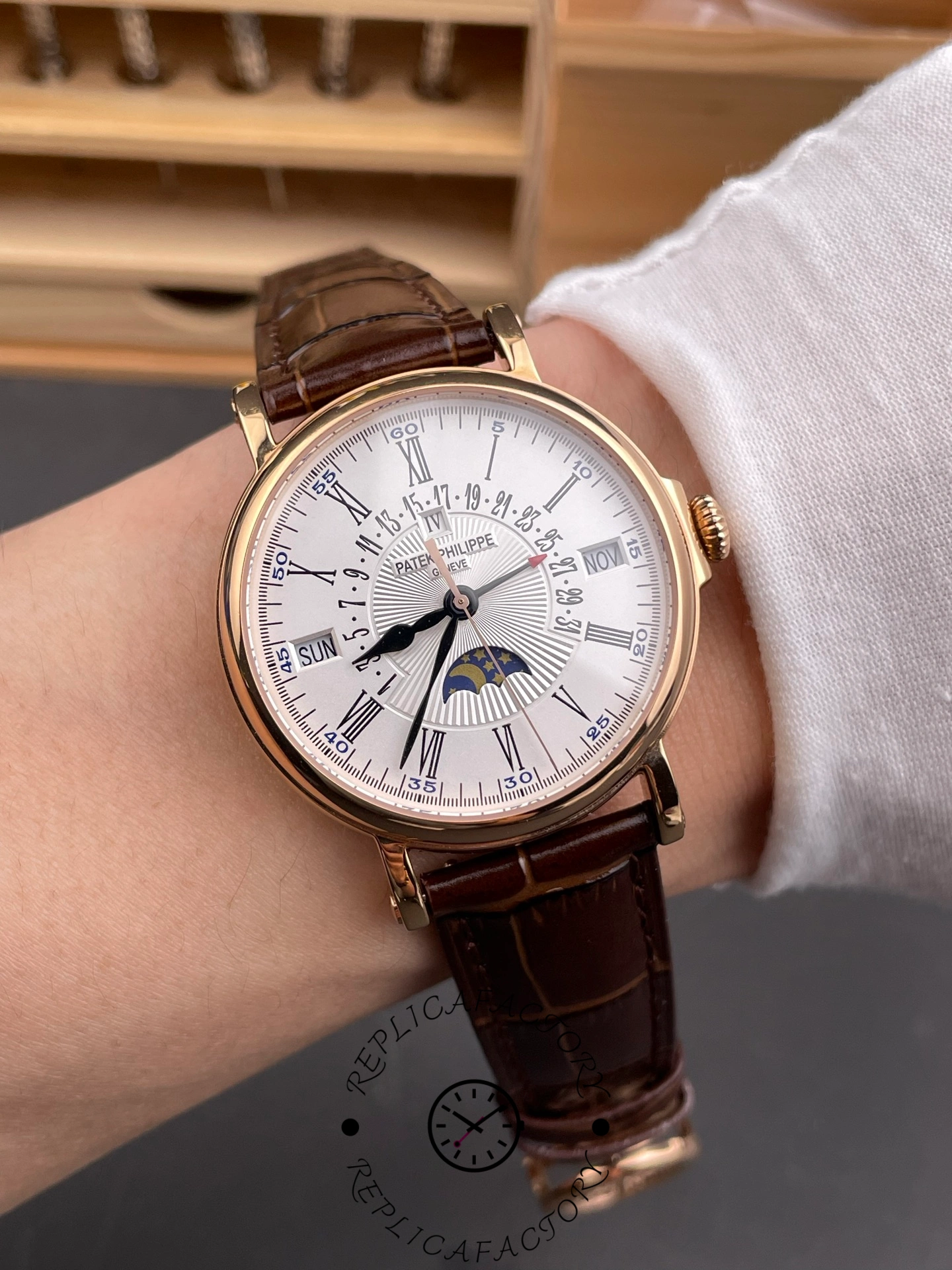 Patek Philippe Grand Complications Perpetual Calendar Moon Phase 38mm 5159R 001