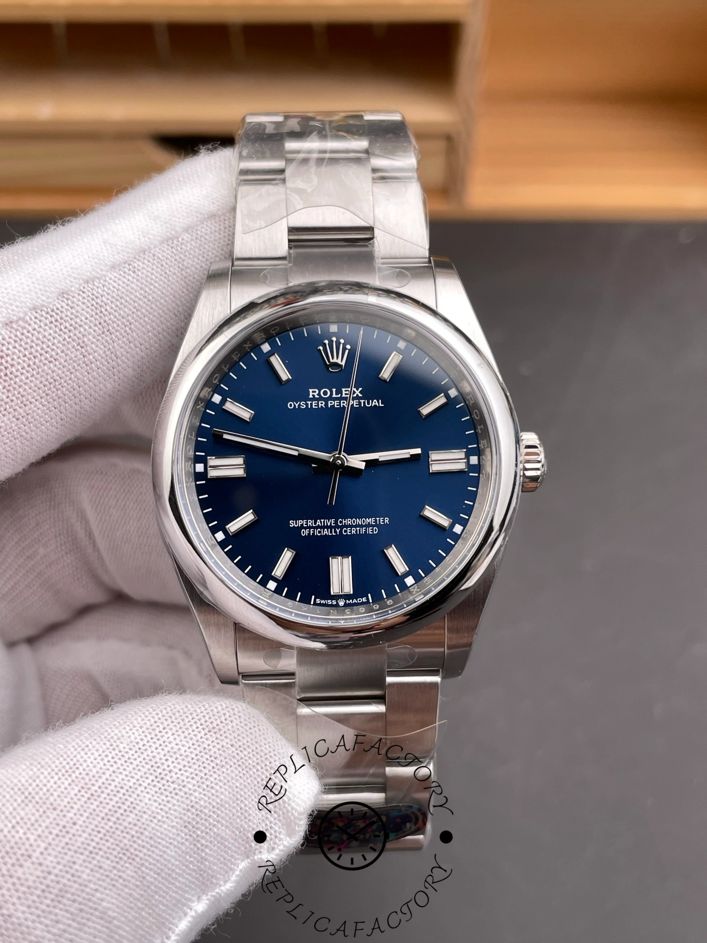 Rolex Oyster Perpetual 36 Oystersteel M126000 0015