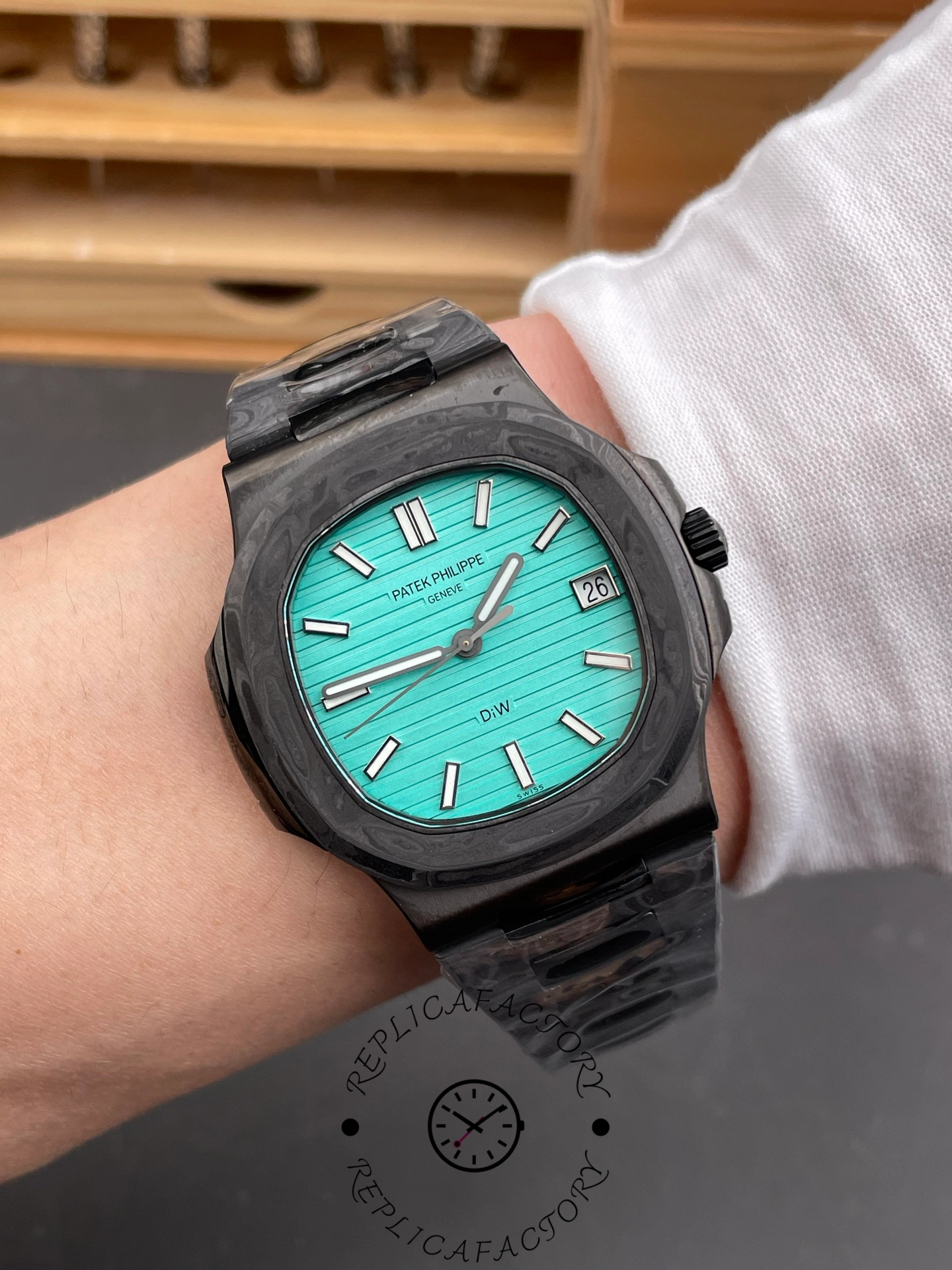 Patek Philippe Nautilus 5711 AET Green Dial Black Ceramic 40mm Men's Watch