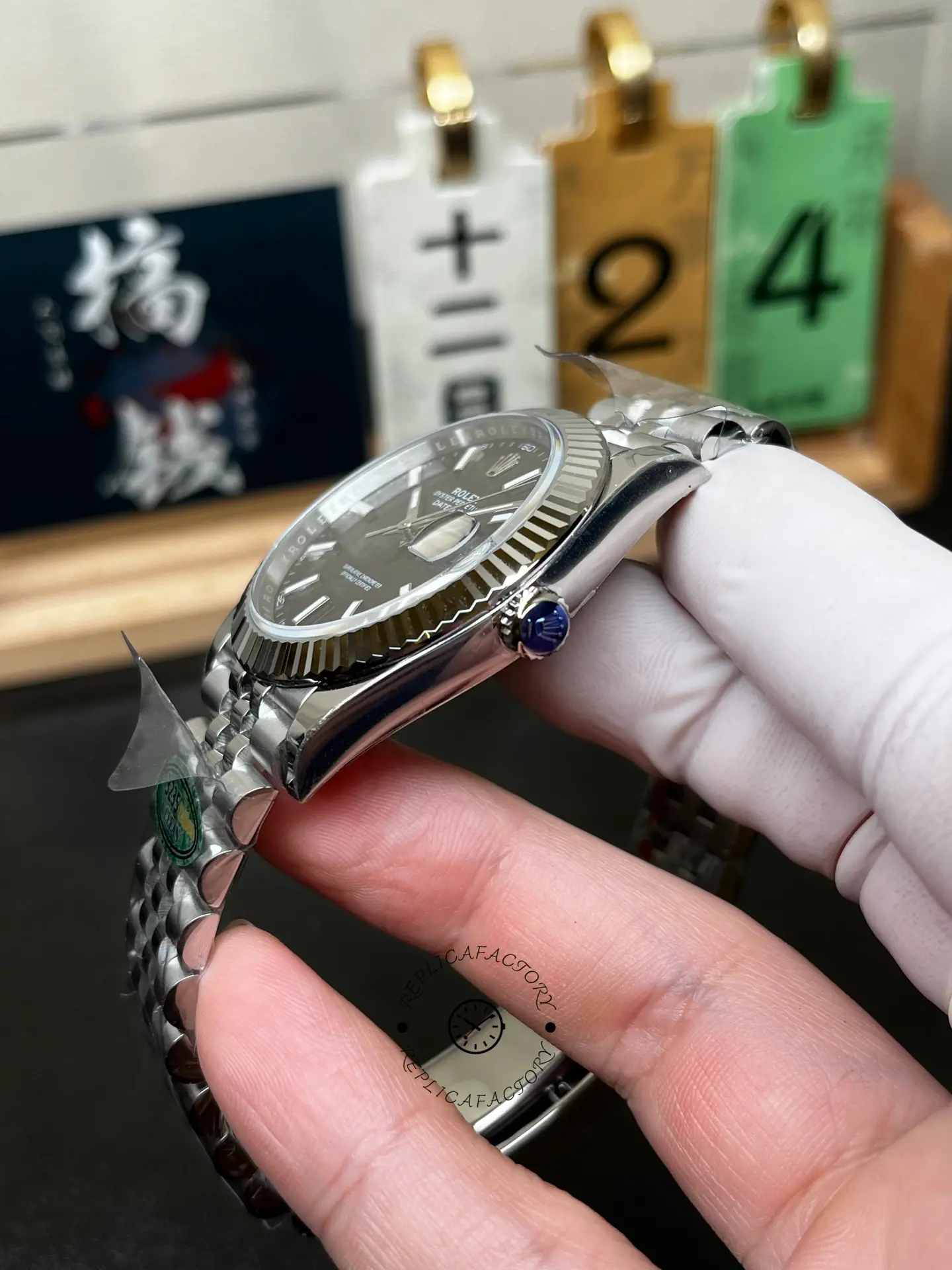 Rolex Datejust 41mm Stainless Steel 126334 0018 Black Index Jubilee