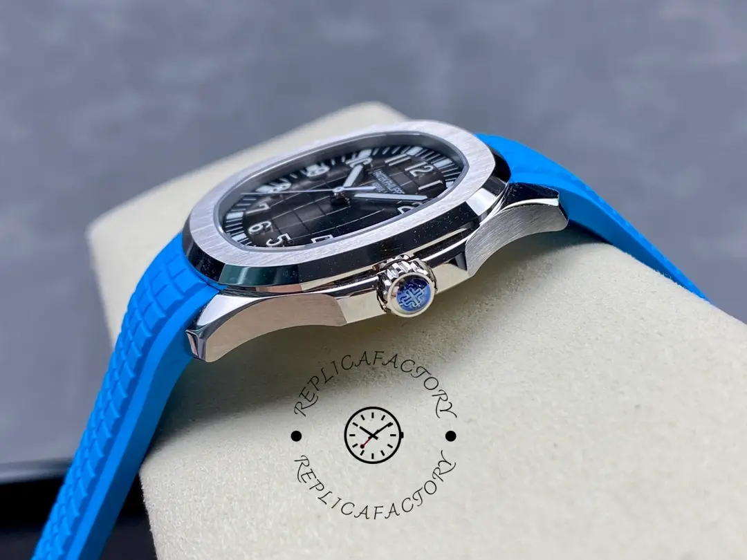 Side profile of Patek Philippe Aquanaut 5167A-001 showing case thickness and crown position.