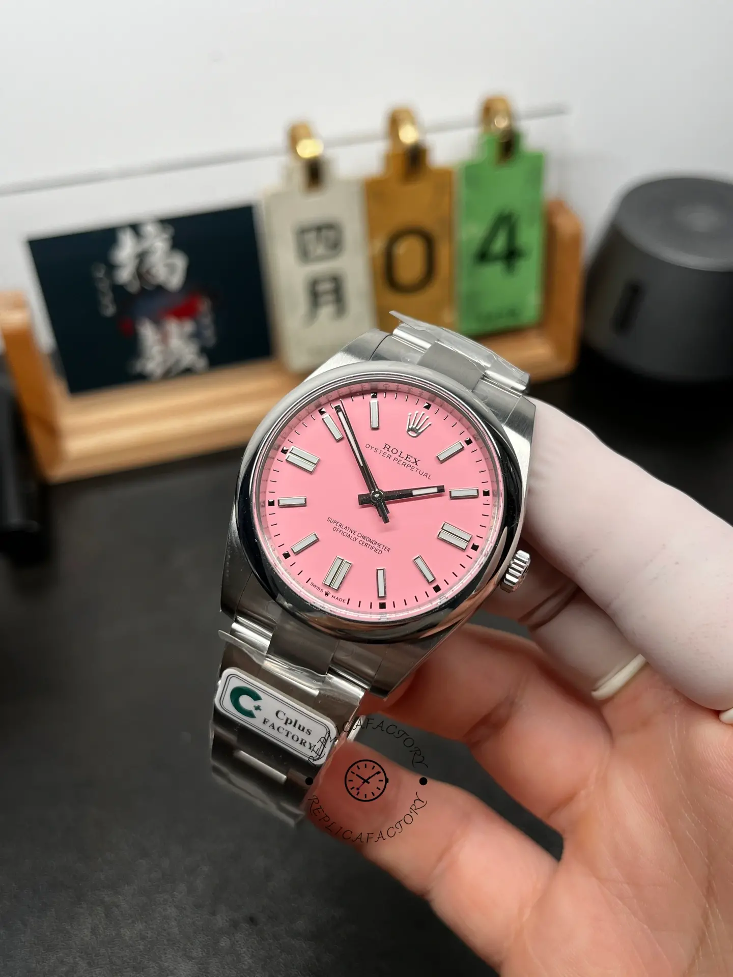 Rolex Oyster Perpetual 36 Oystersteel Pink Dial 126000 0008 Women's Watch