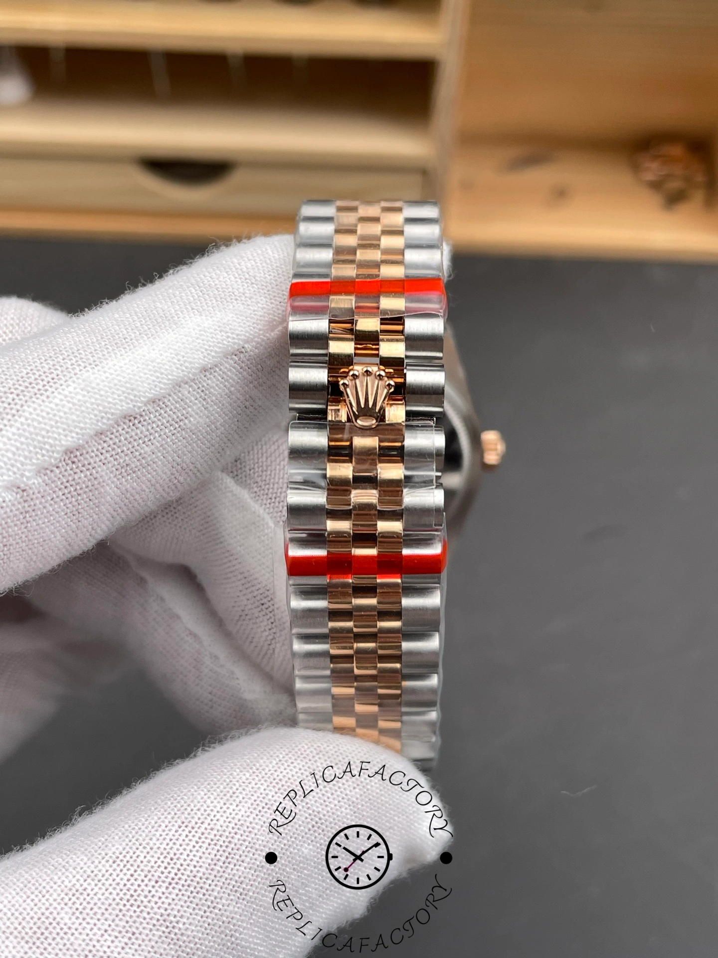Rolex Datejust 31mm Stainless Steel and Rose Gold 278381RBR Mop Diamond Jubilee
