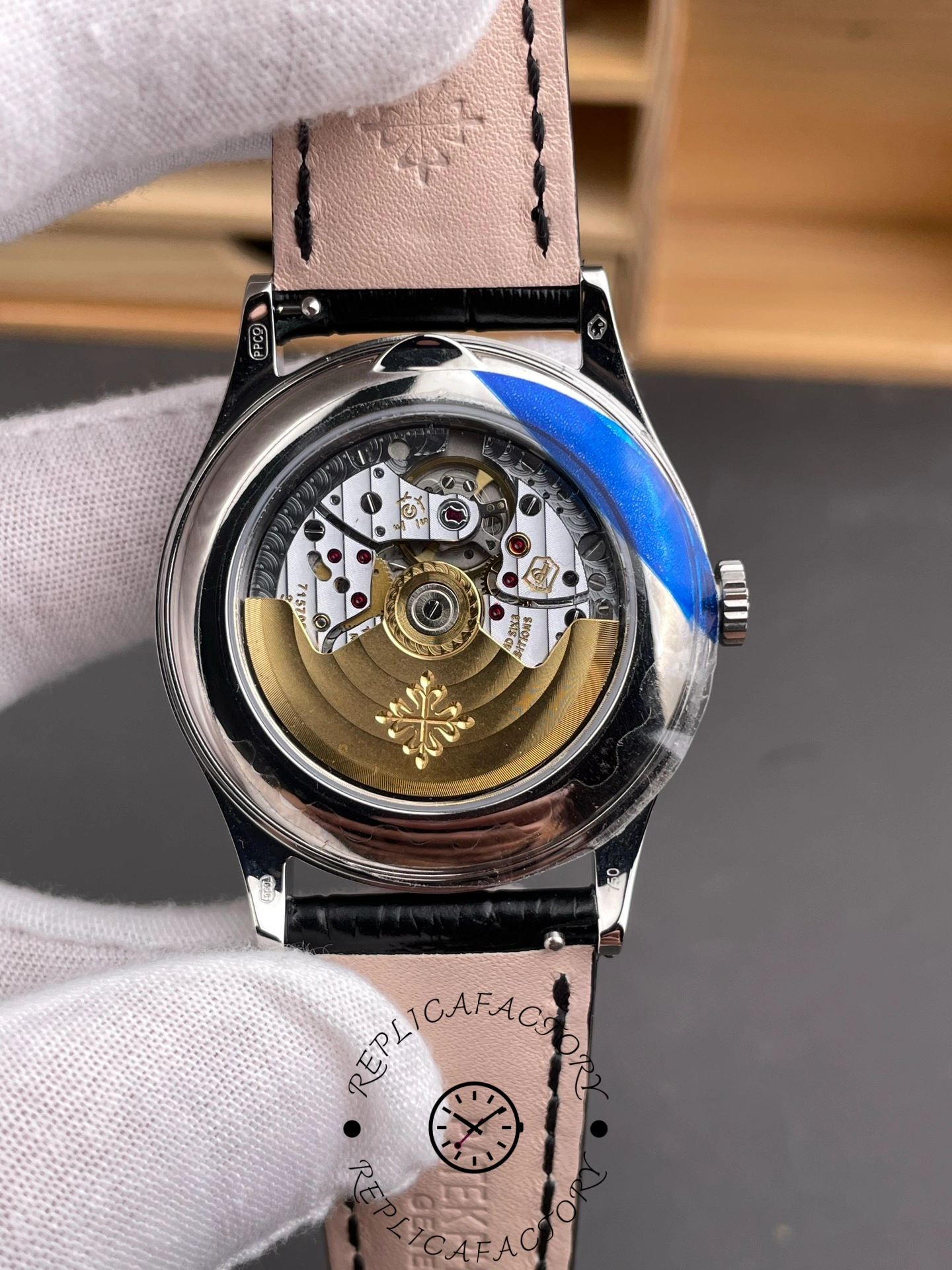 Patek Philippe Complications Annual Calendar 5396G 011