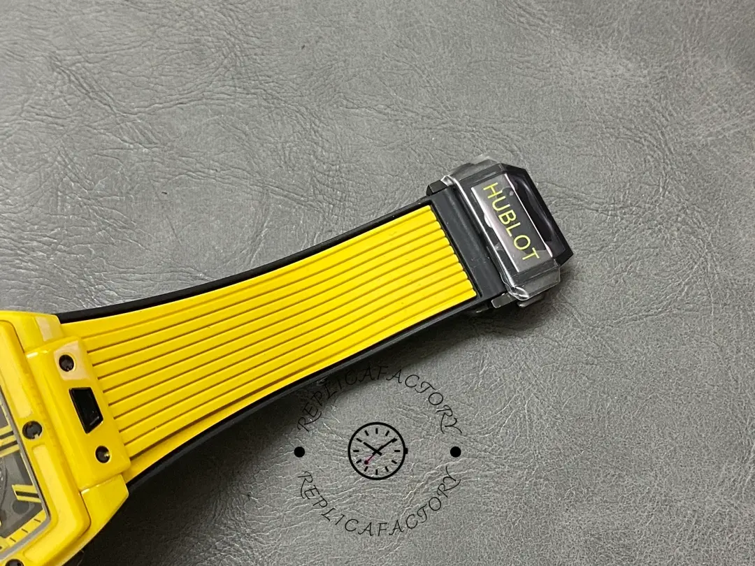 Buckle close-up of Hublot 642.CY.011Y.RX showing deployant clasp hardware and strap end.