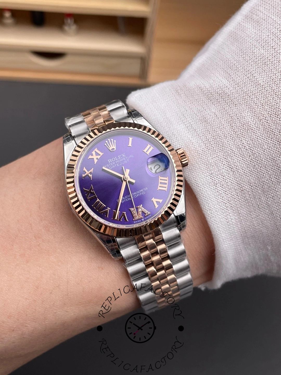 Rolex Datejust 31 Aubergine Pave Roman Dial M278271 0020 Women's Watch