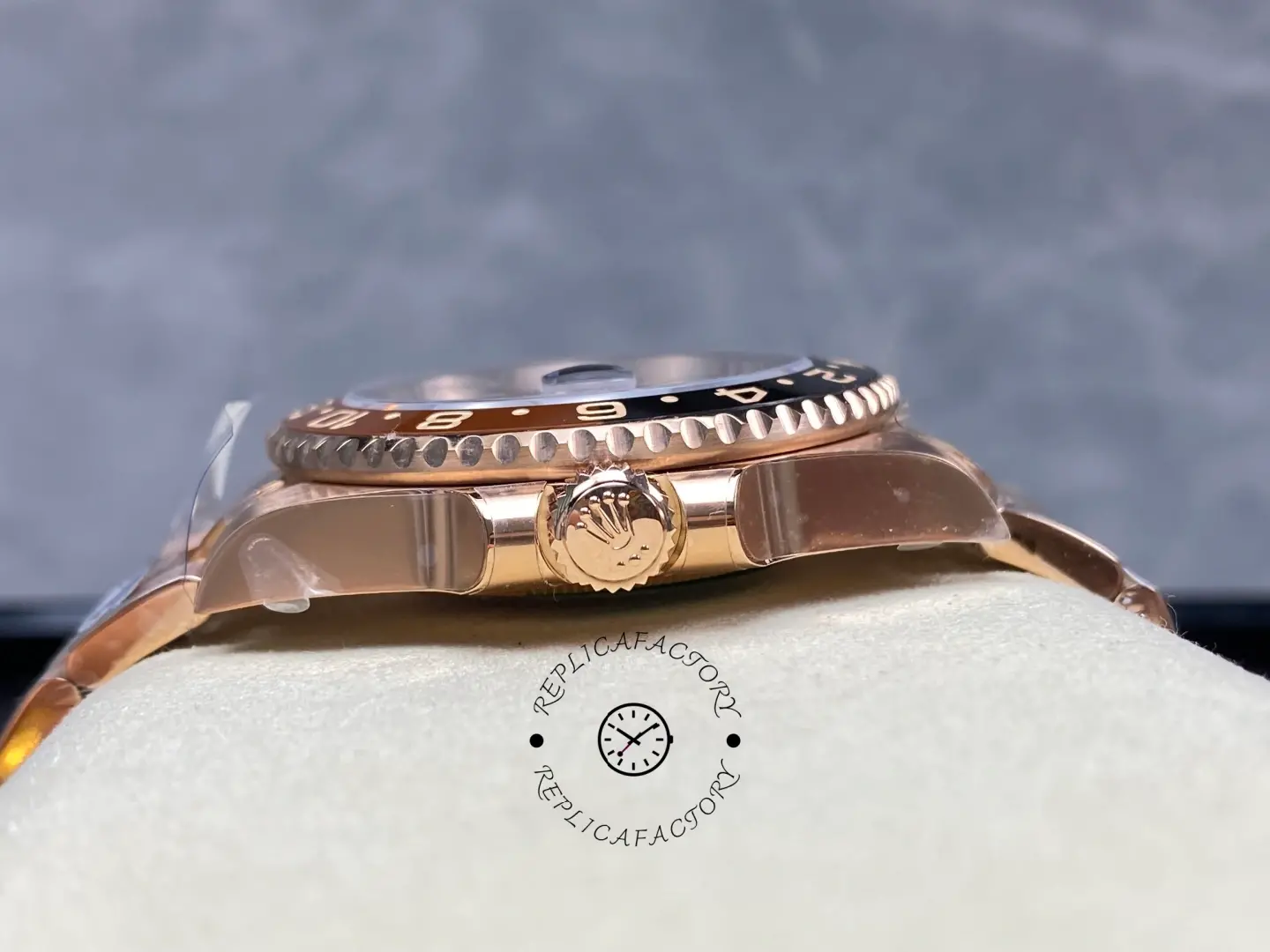 2025 Rolex GMT Master II 18k Everose Gold M126715CHNR 0002 Replica