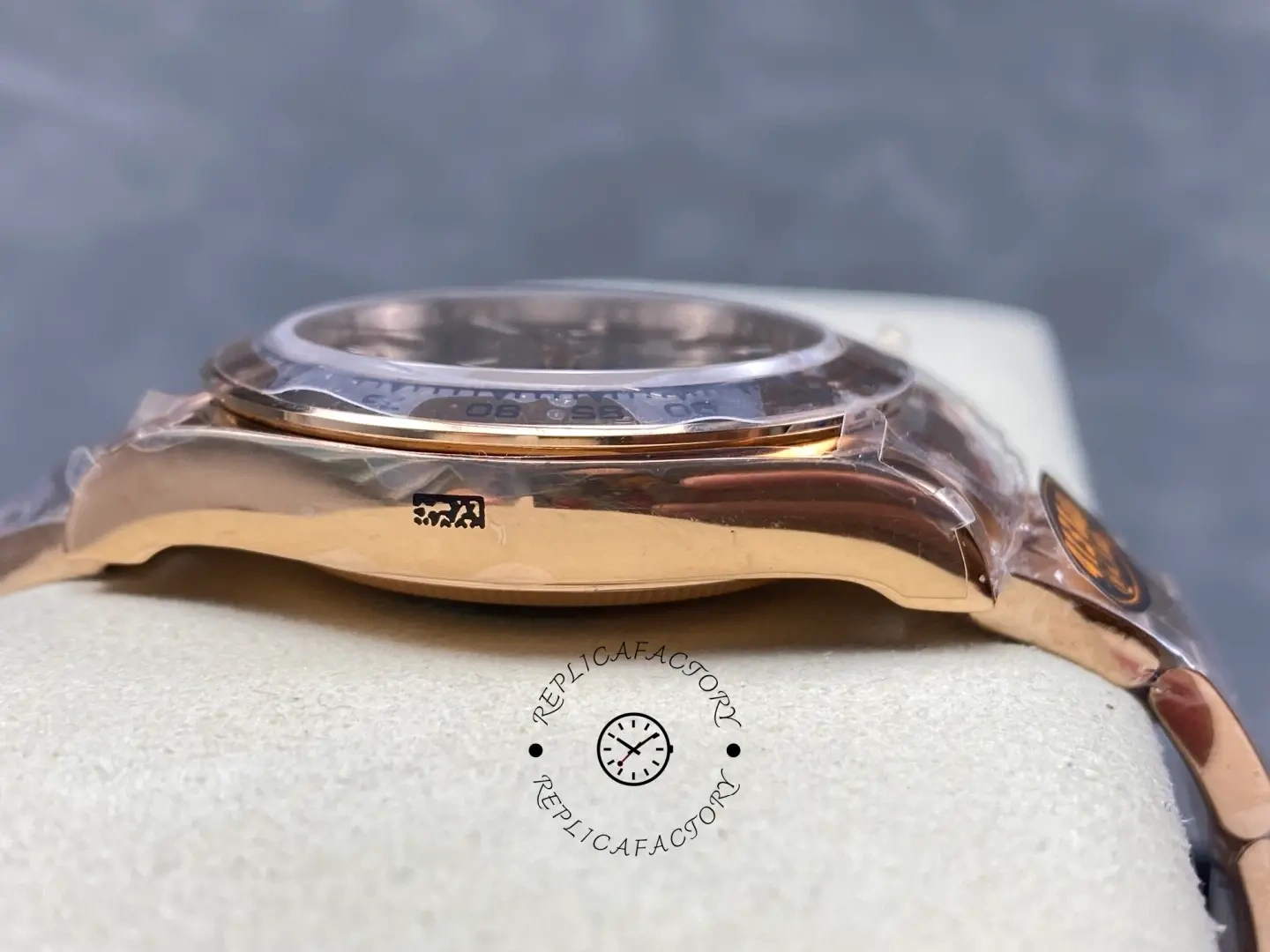 2025 Rolex Cosmograph Daytona m126505 0005 Replica