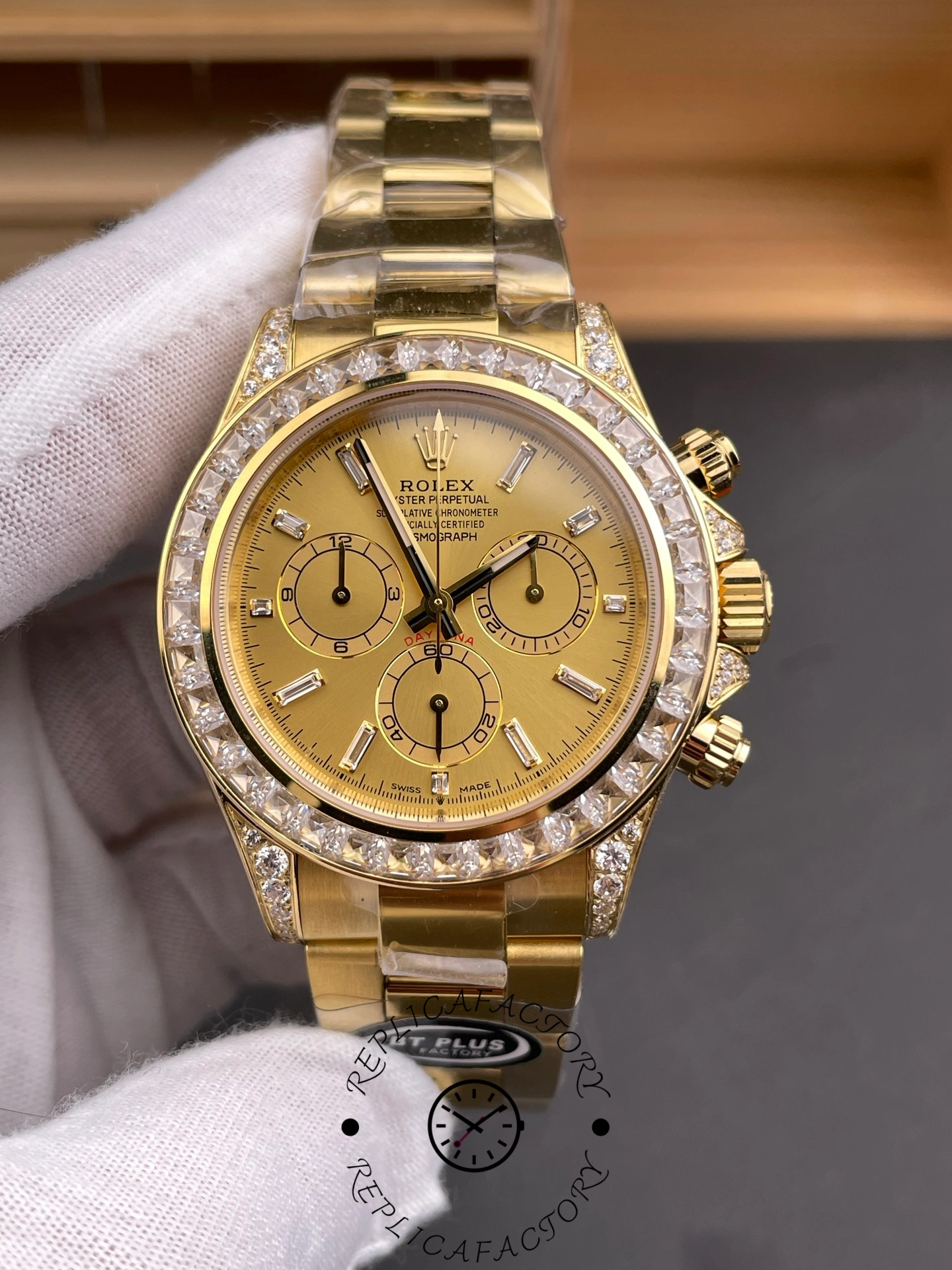 Rolex Daytona Cosmograph Yellow Gold 40mm M126598TBR 0001